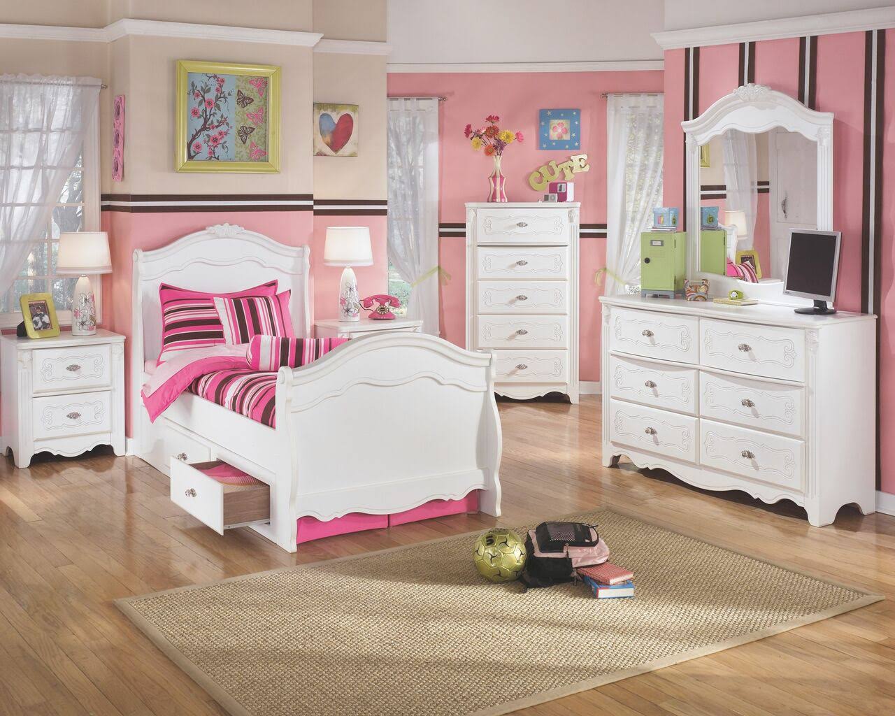 Ashley Exquisite Twin Sleigh Headboard