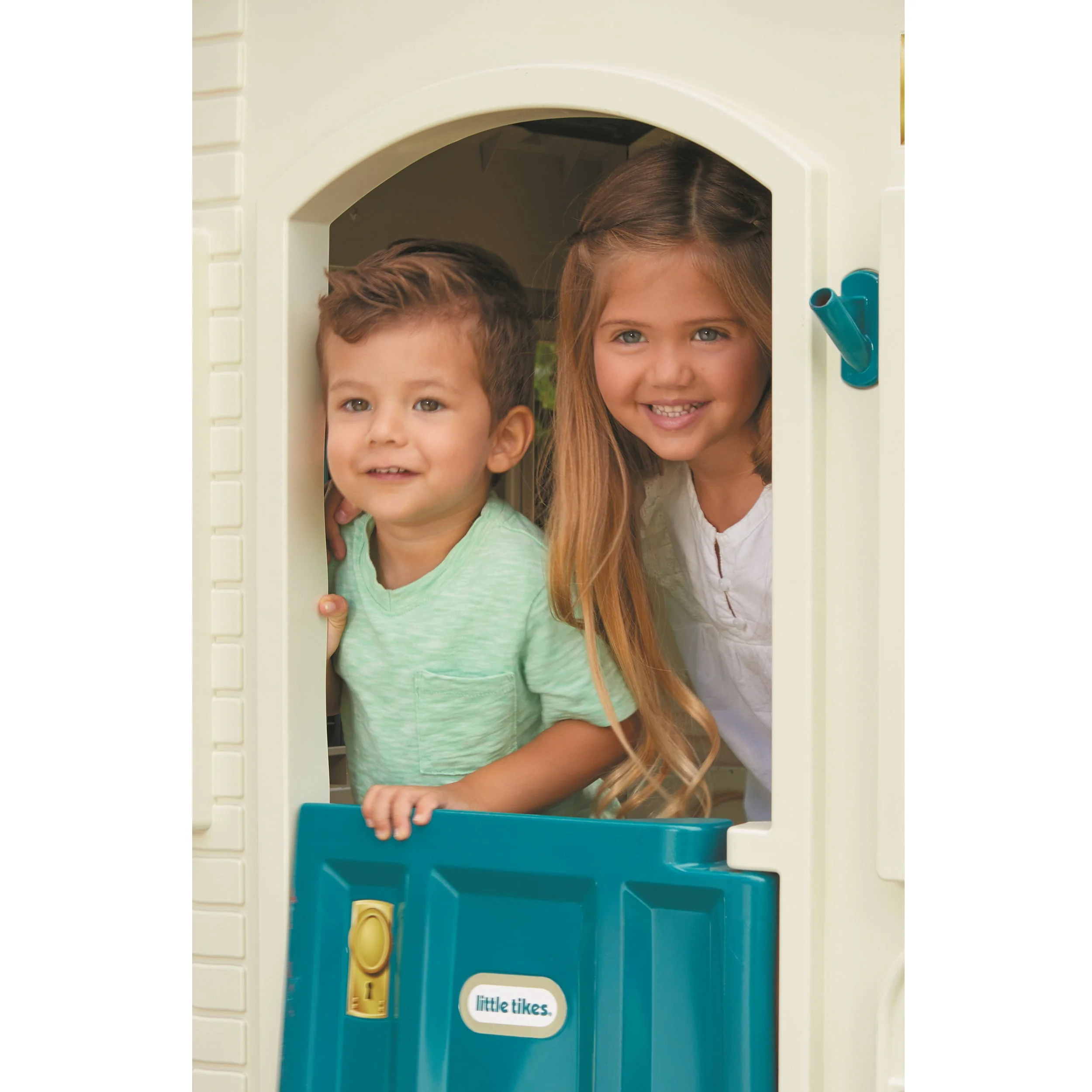 Little Tikes Cape Cottage Playhouse, Blue