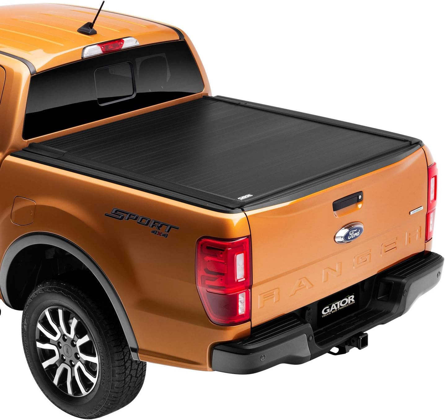 Gator ETX Soft Tri-Fold Truck Bed Tonneau Cover | 59317 | Fits 2019 - 2022 Ford Ranger 5' 1" Bed (61")
