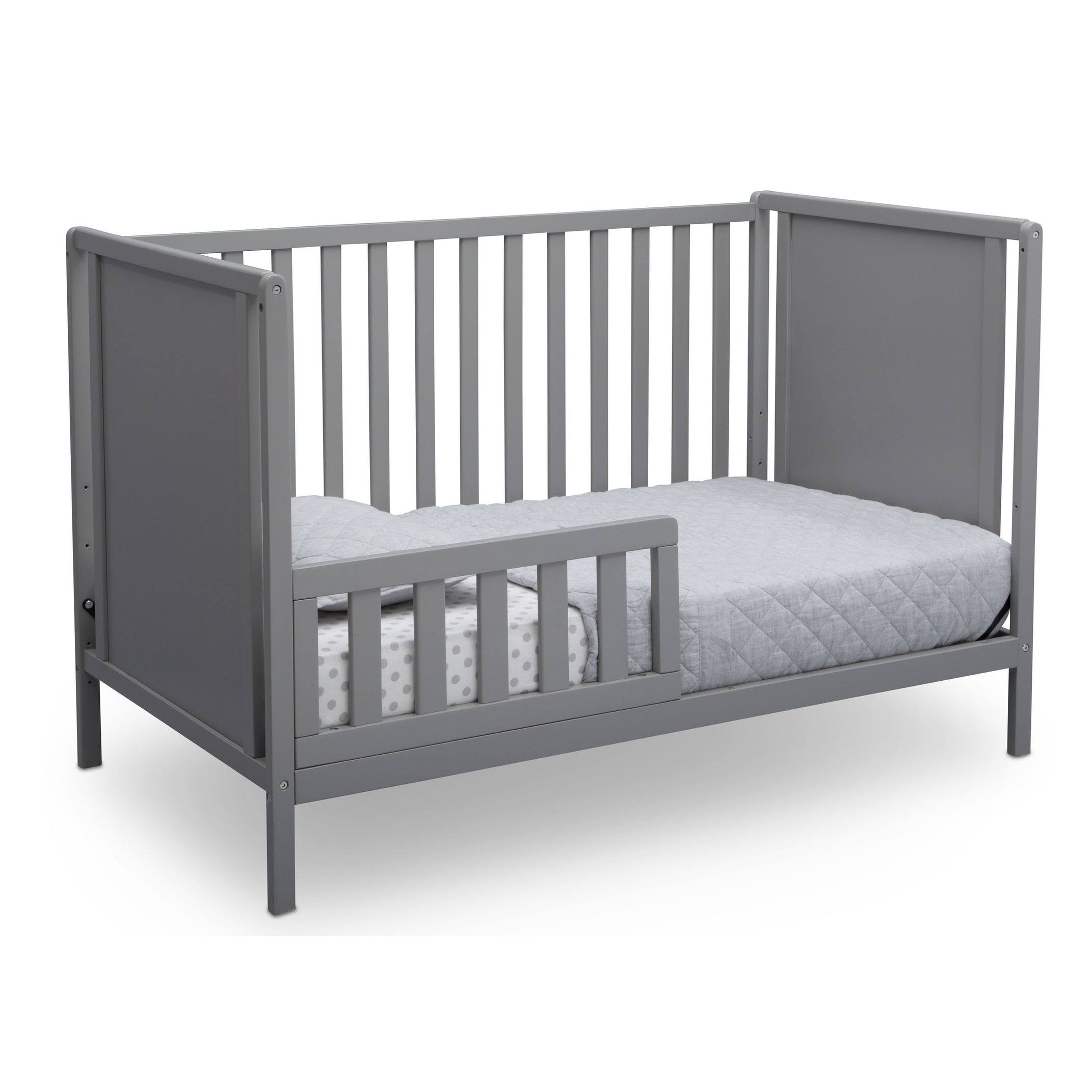 Delta Children Heartland Classic 4-in-1 Bianca White Convertible Crib
