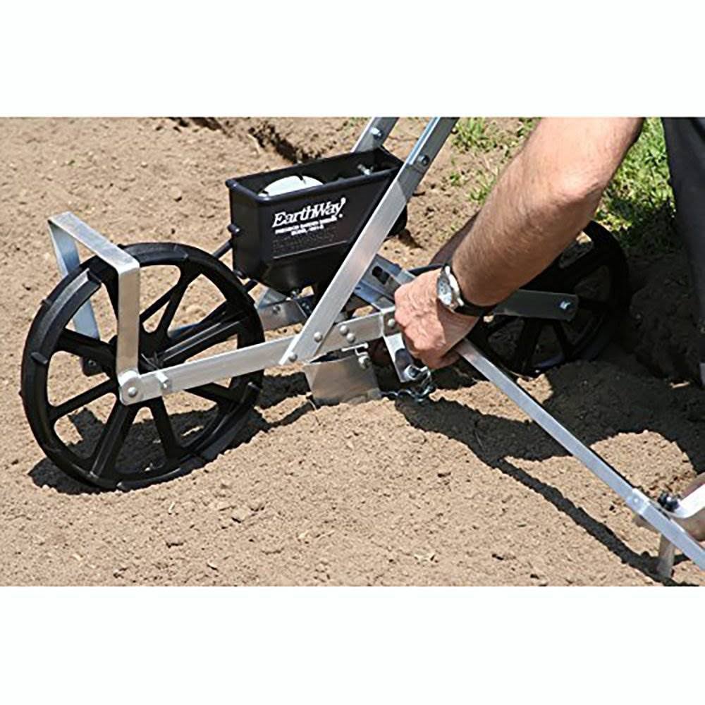 Earthway Precision Garden Seeder Adaptable Seed and Fertilizer Spreader (2 Pack) 115693