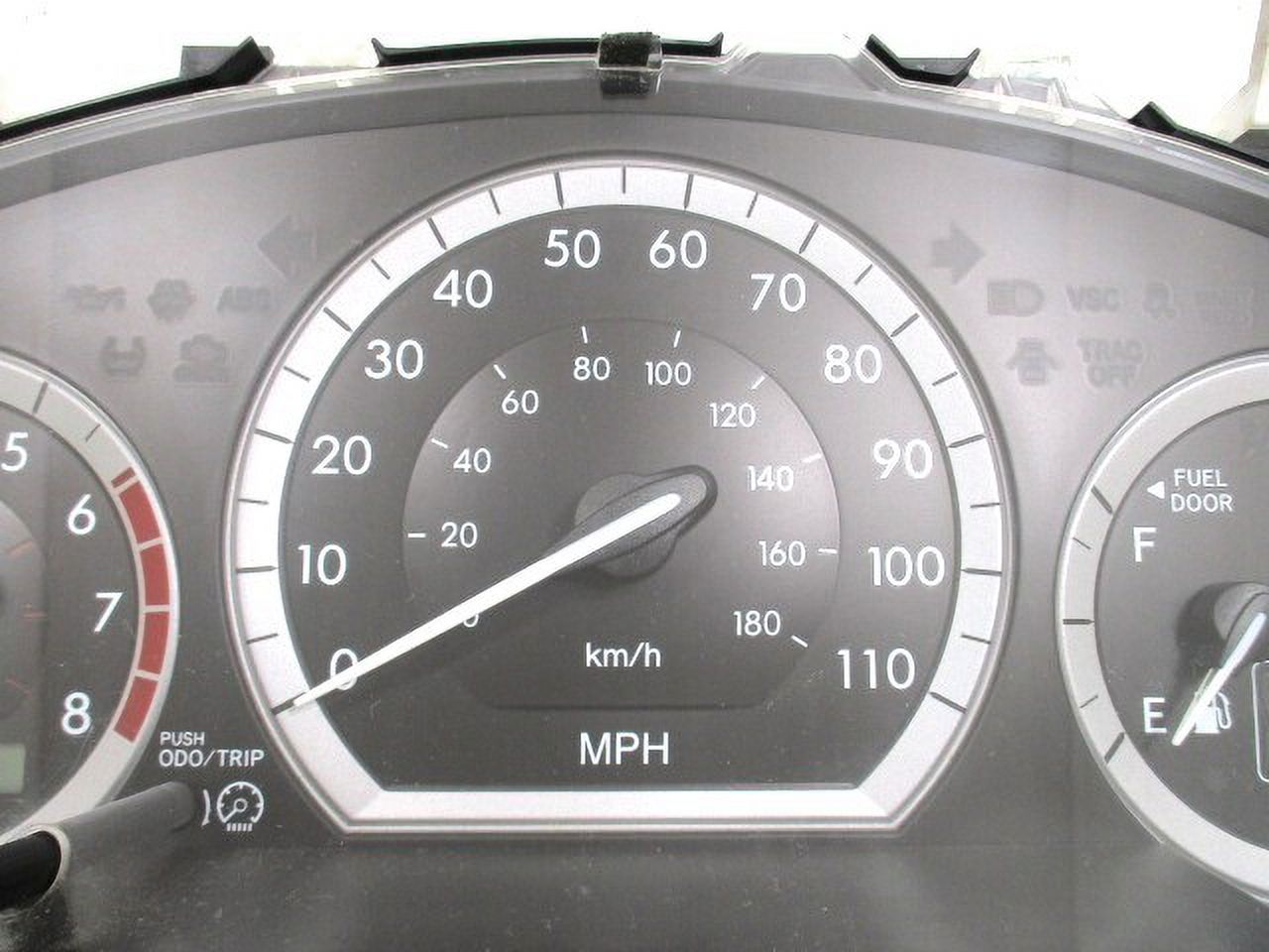 Pre-Owned 2006 Toyota Sienna Speedometer Speedo Cluster 120k Miles OEM LKQ (Good)
