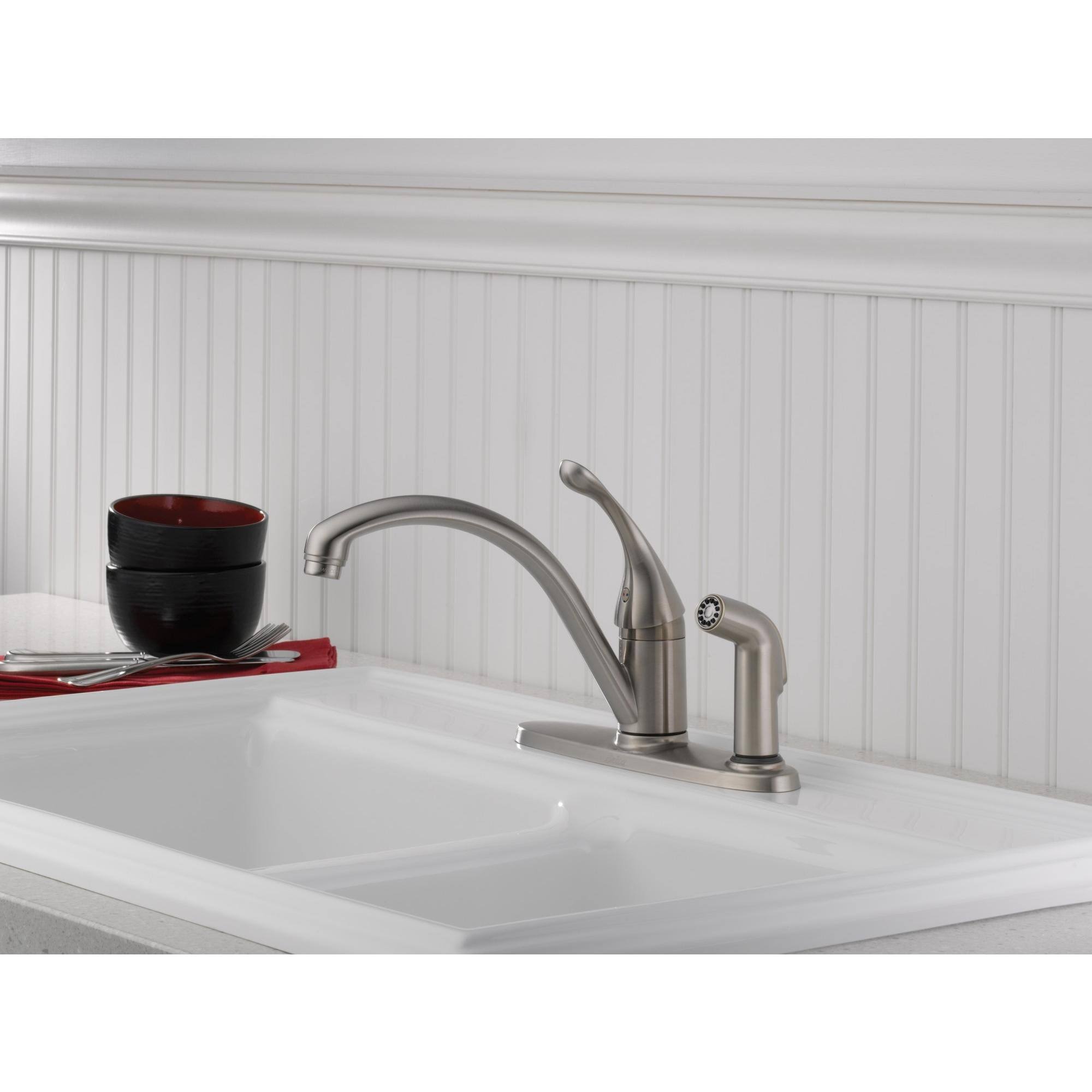 Delta - 340-DST - Collins Single Handle Kitchen Faucet with Integral Spray Chrome