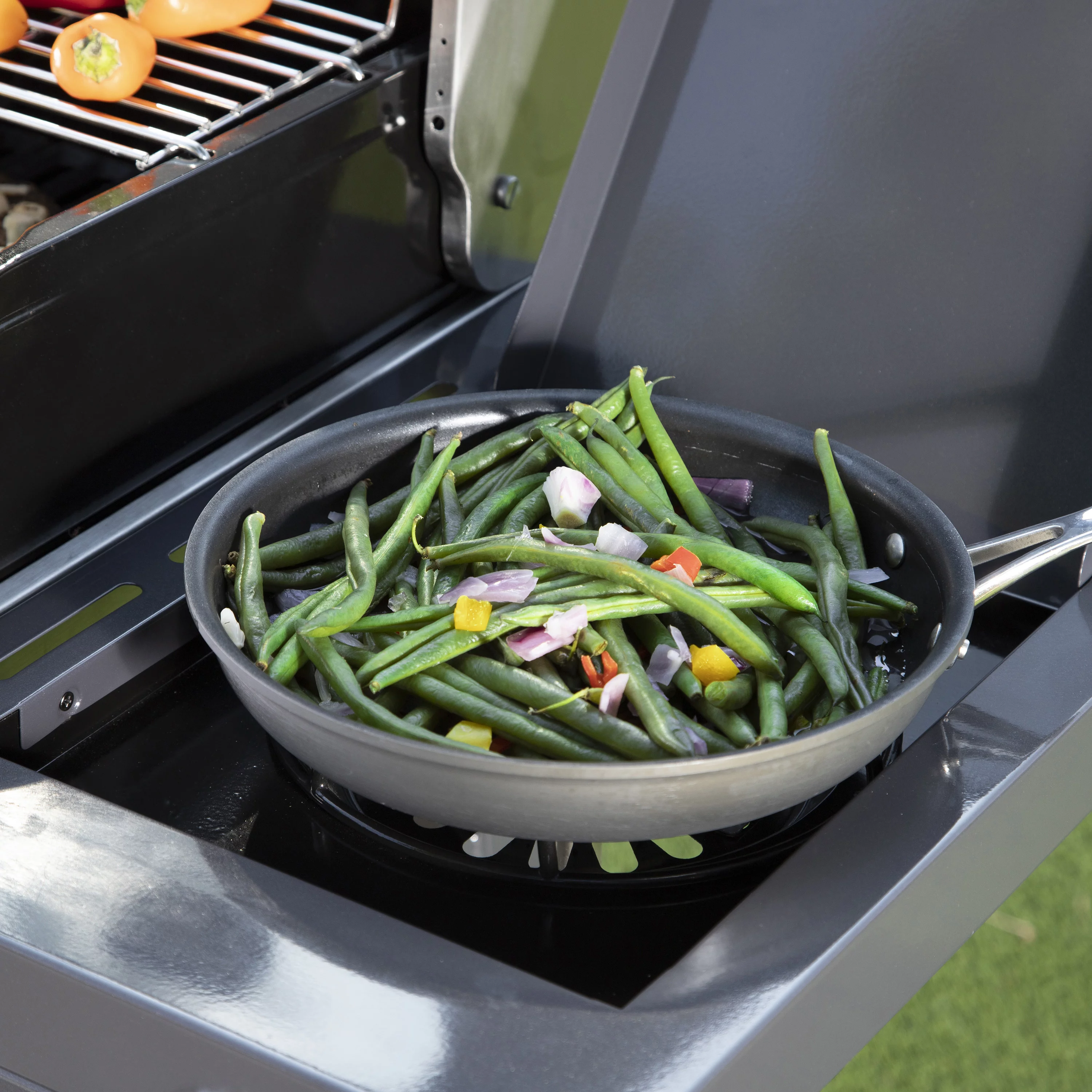 Cuisinart Twin Oaks Dual Function Pellet and Propane Gas Grill