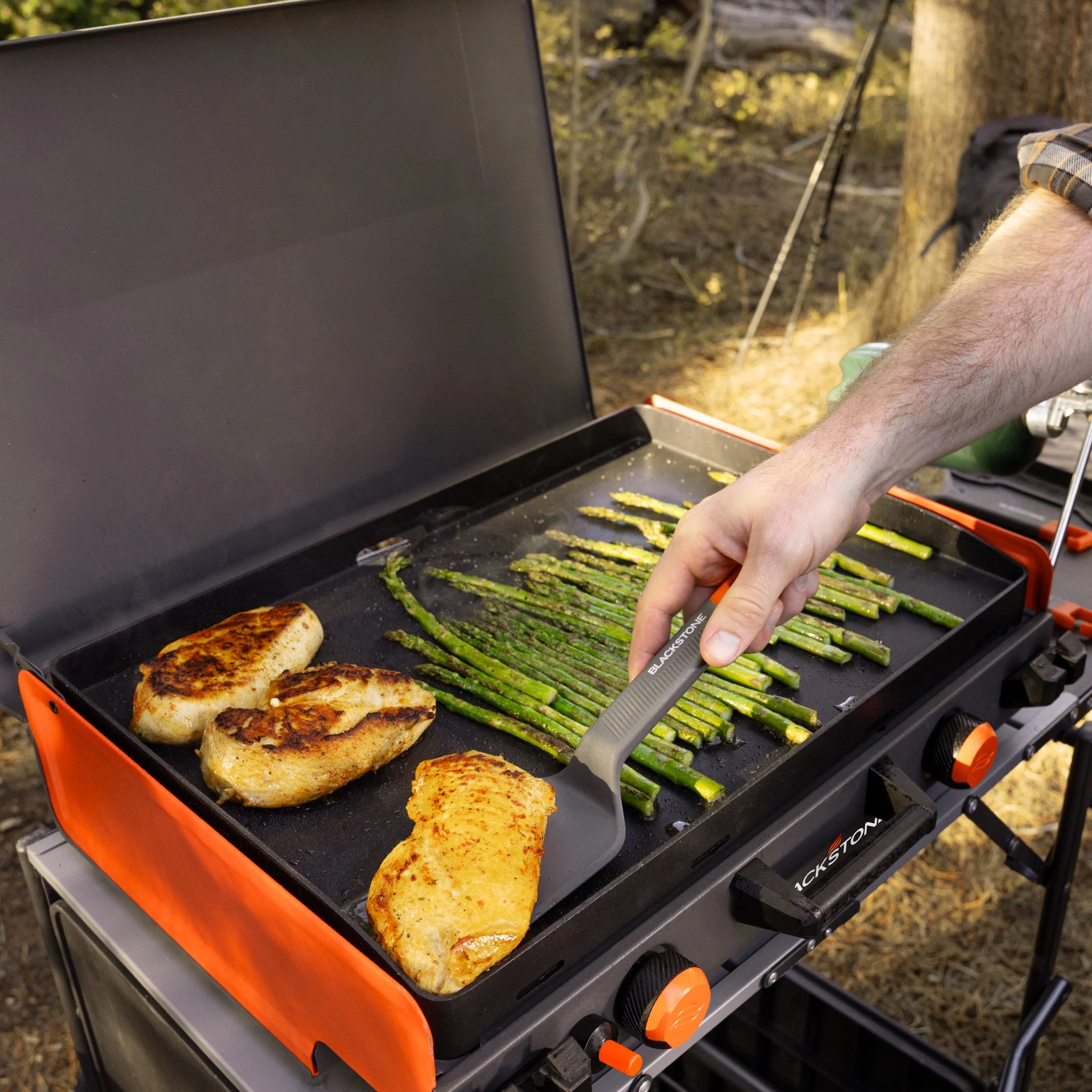 Blackstone Adventure Ready 20”x14” 2-Burner Propane Camping Griddle (Model 2246) with Latching Hood and Handle