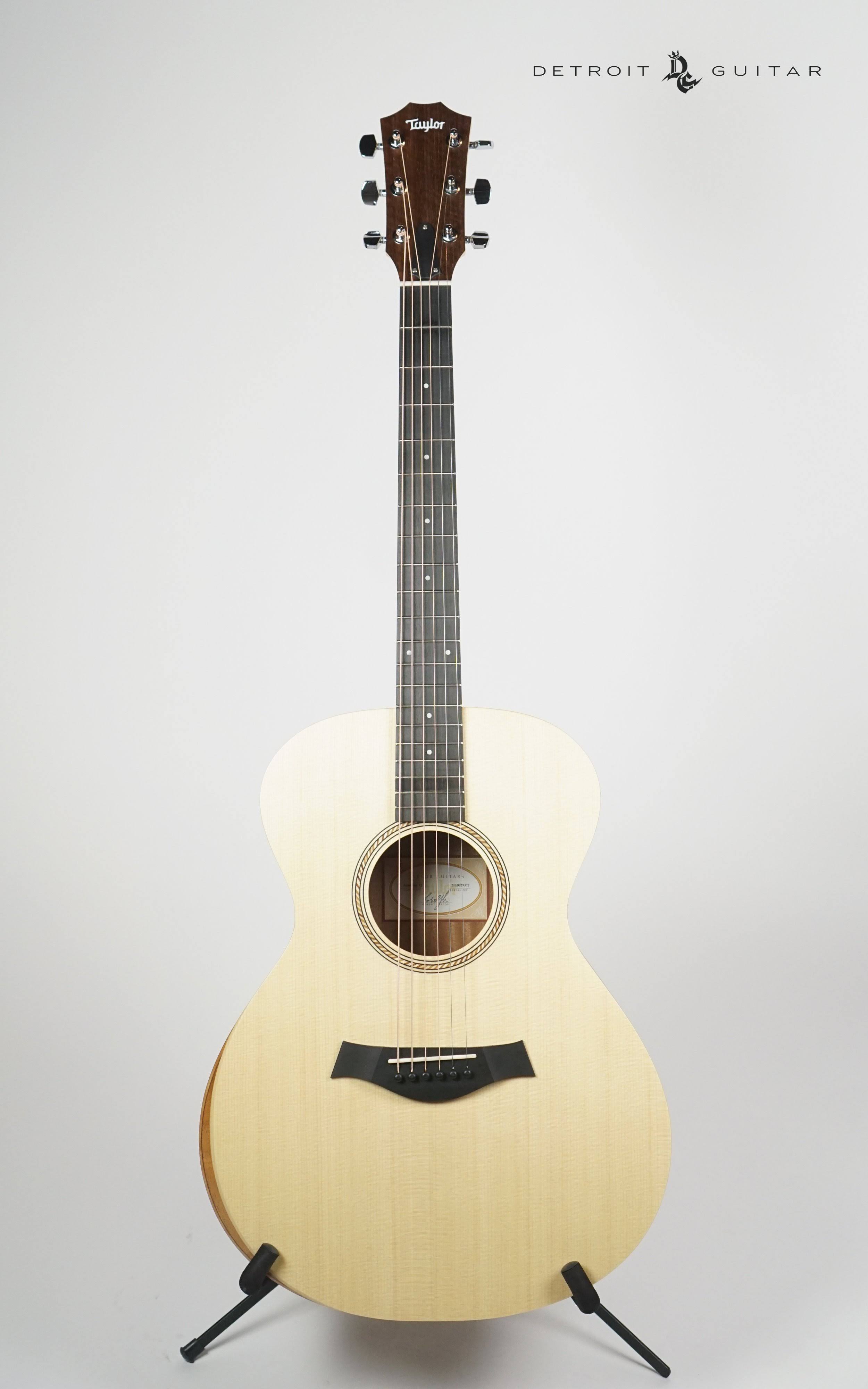 Taylor Academy 12 Grand Concert Acoustic Guitar