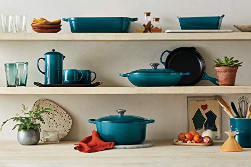 Le Creuset Enameled Cast Iron Signature Rectangular Roaster, 7 qt. (12.8" x 18.7"), Cerise