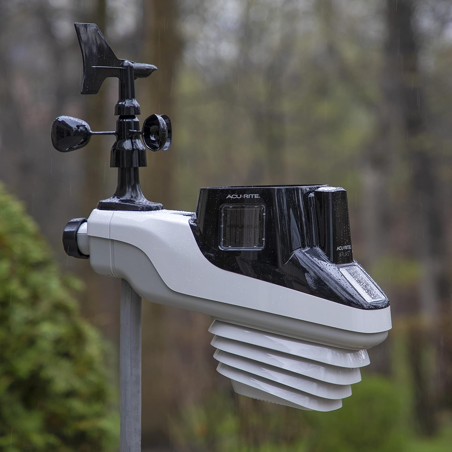 AcuRite Atlas 01007M Weather Station with Temperature and Humidity Gauge, Rainfall, Wind Speed, Direction & Lightning Detection for Home Forecast