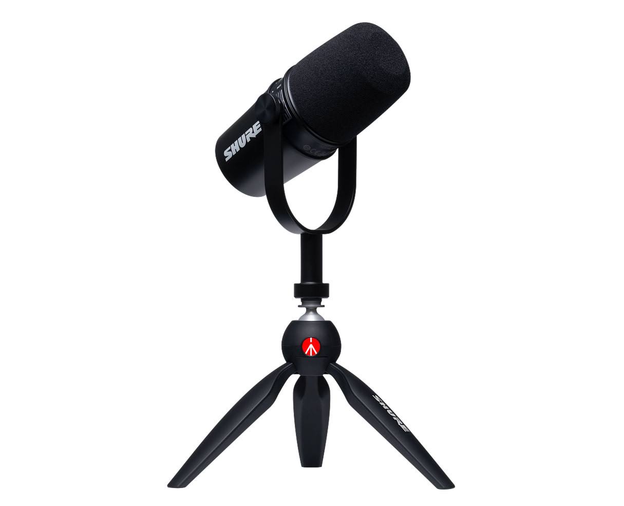 Shure MV7 Podcast Microphone Bundle