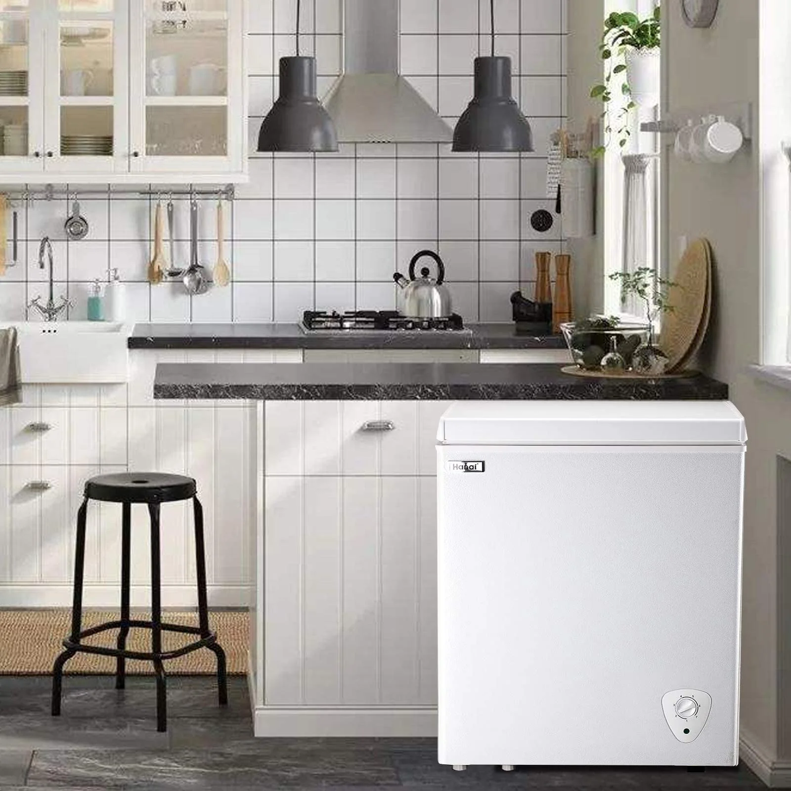 WANAI Chest Freezer, 3.5 Cubic Deep Freezer with Top Open Door and Removable Storage Basket, 7 Gears Temperature Control