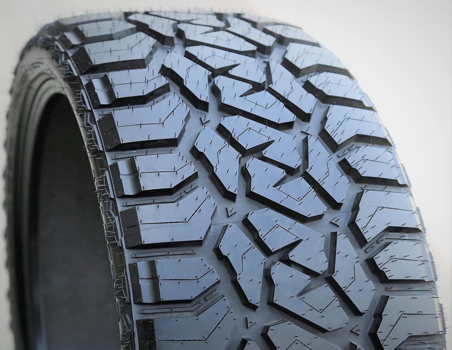Miletrip TP99 R/T All-Terrain Mud Off-Road Light Truck Radial Tire-35X13.50R26LT 35X13.50X26 35X13.50-26 126Q Load Range F LRF 12-Ply BSW Black Side Wall, 35X13.50R26