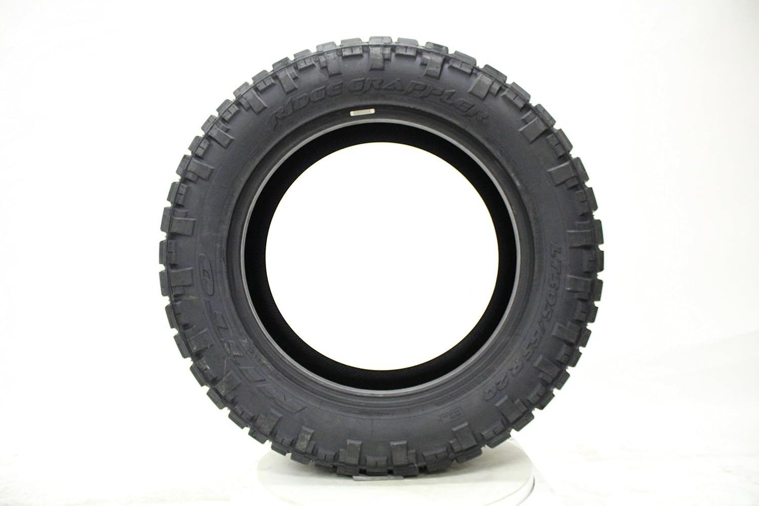 Nitto LT325/60R20 126/123Q E/10 NITTO RIDGE GRAPPLER BW
