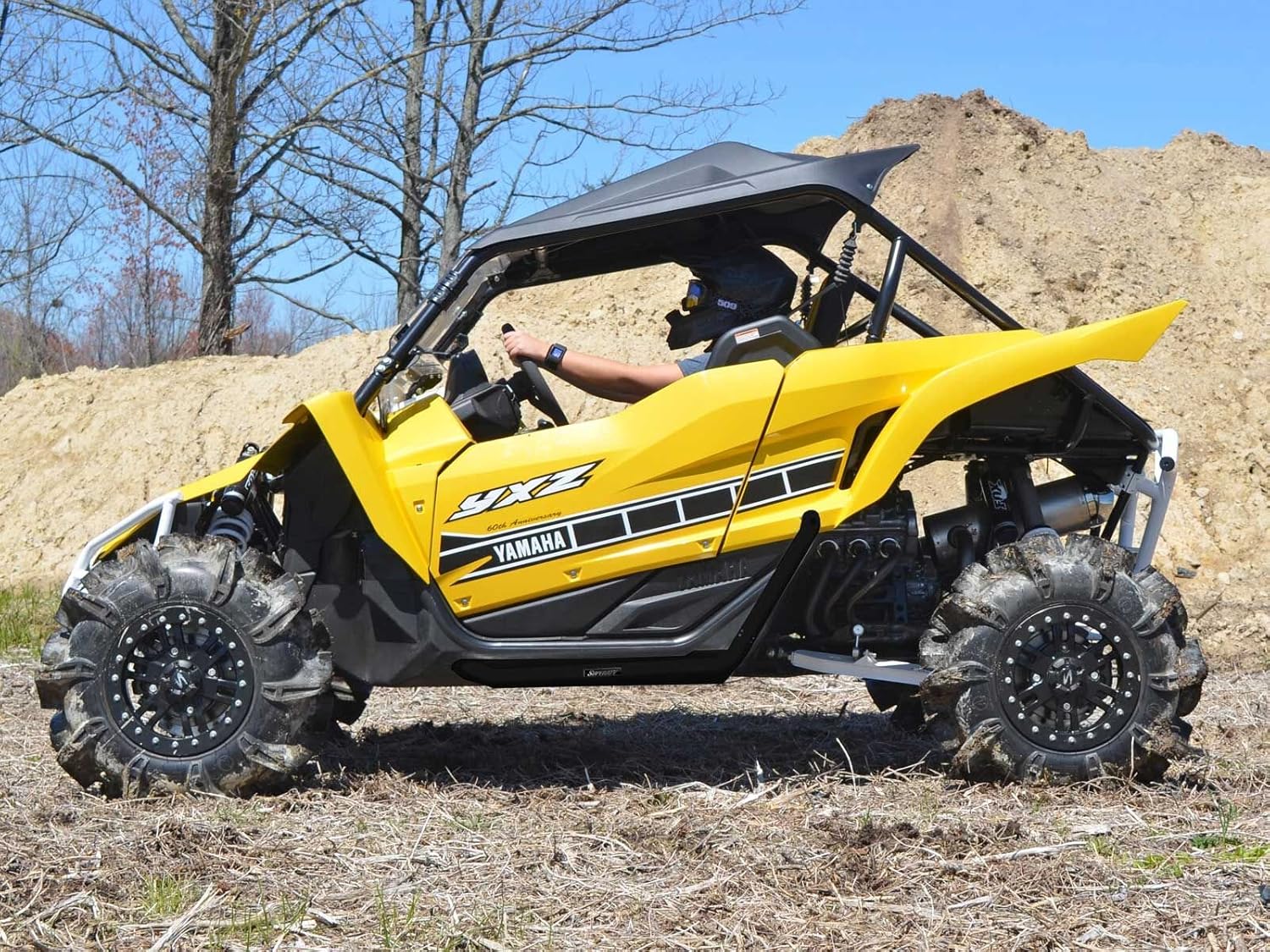 SuperATV Rock Sliders Nerf Bars Tree Kickers for 2016+ Yamaha YXZ / SE / SS | Black | Constructed of 1.75" Heavy-Duty Tubing | Powder Coat Finish |  Bolt-on mounting