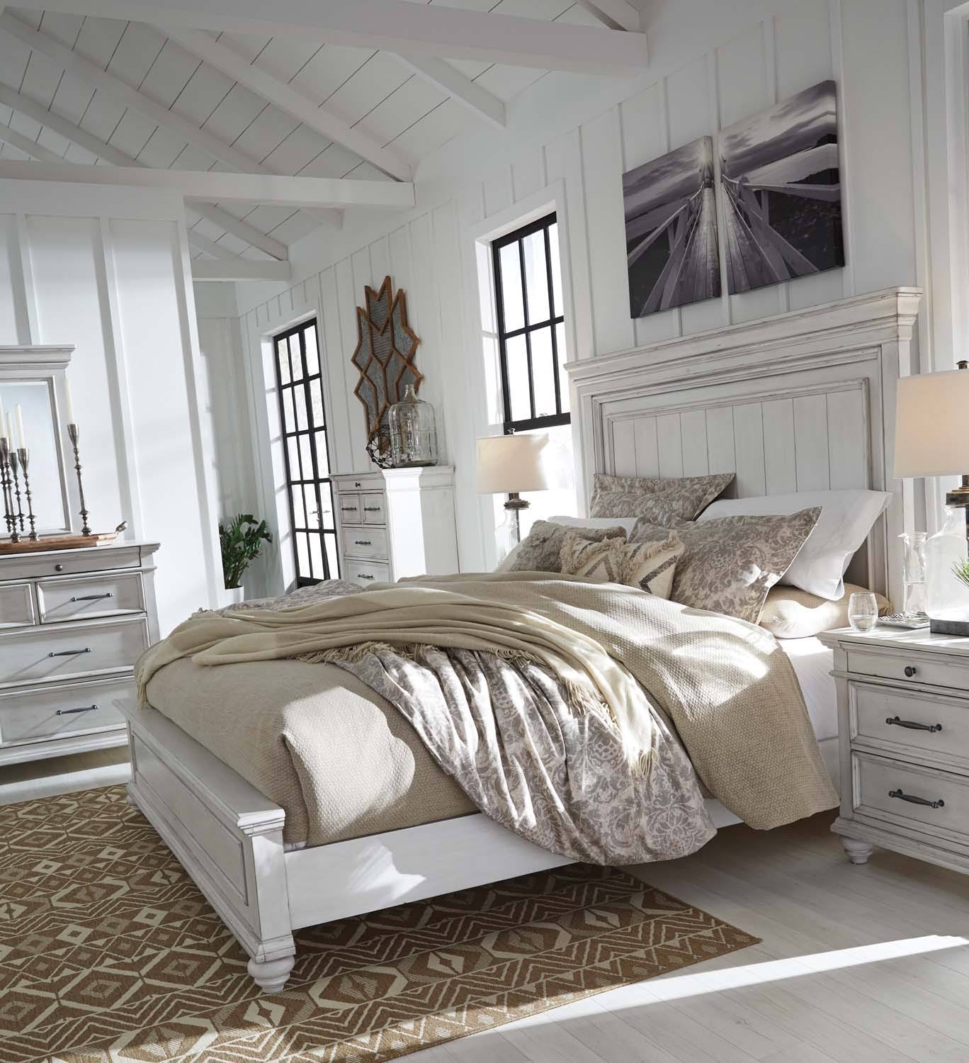 Ashley Kanwyn King Panel Bed