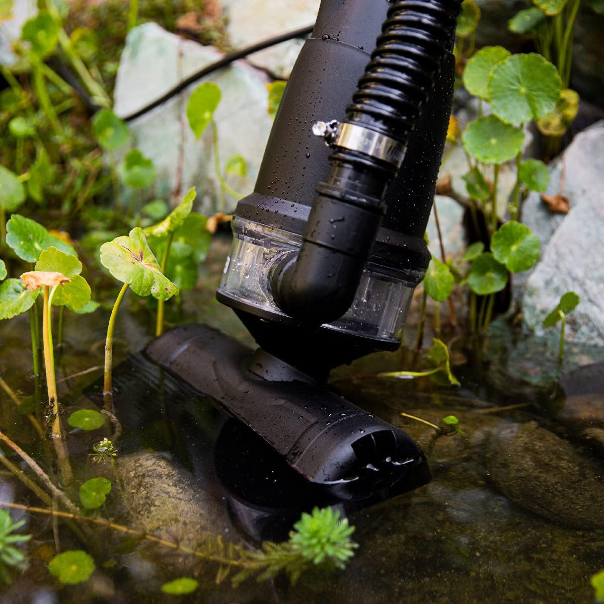 XtremepowerUS 2500GPH Traditional Pond Vacuum with Adjustable Telescopic Handle with 2 Brush Heads and Remote Control On/Off