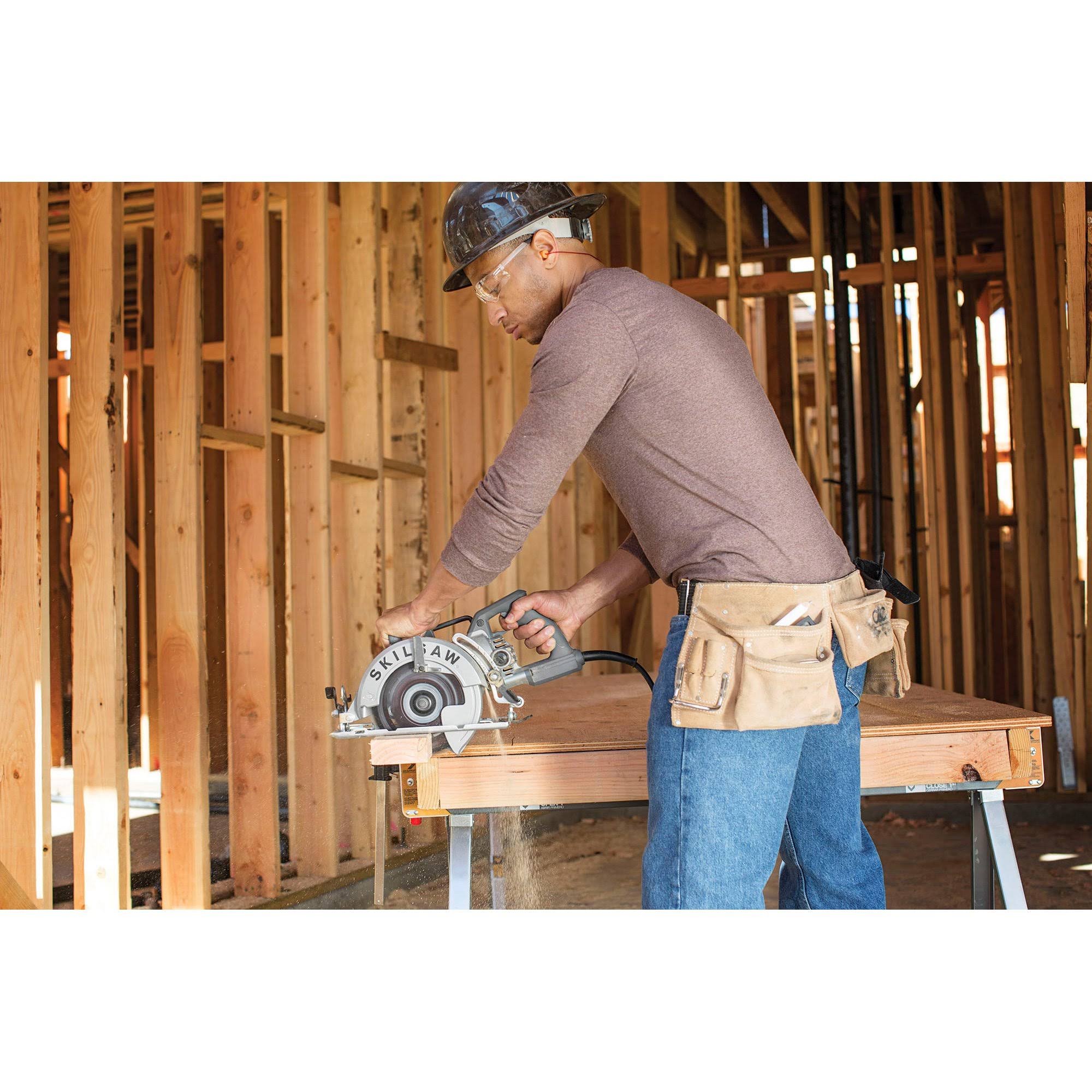 Skilsaw SPT77W-01 7-1/4x22 Worm Drive Circular Saw