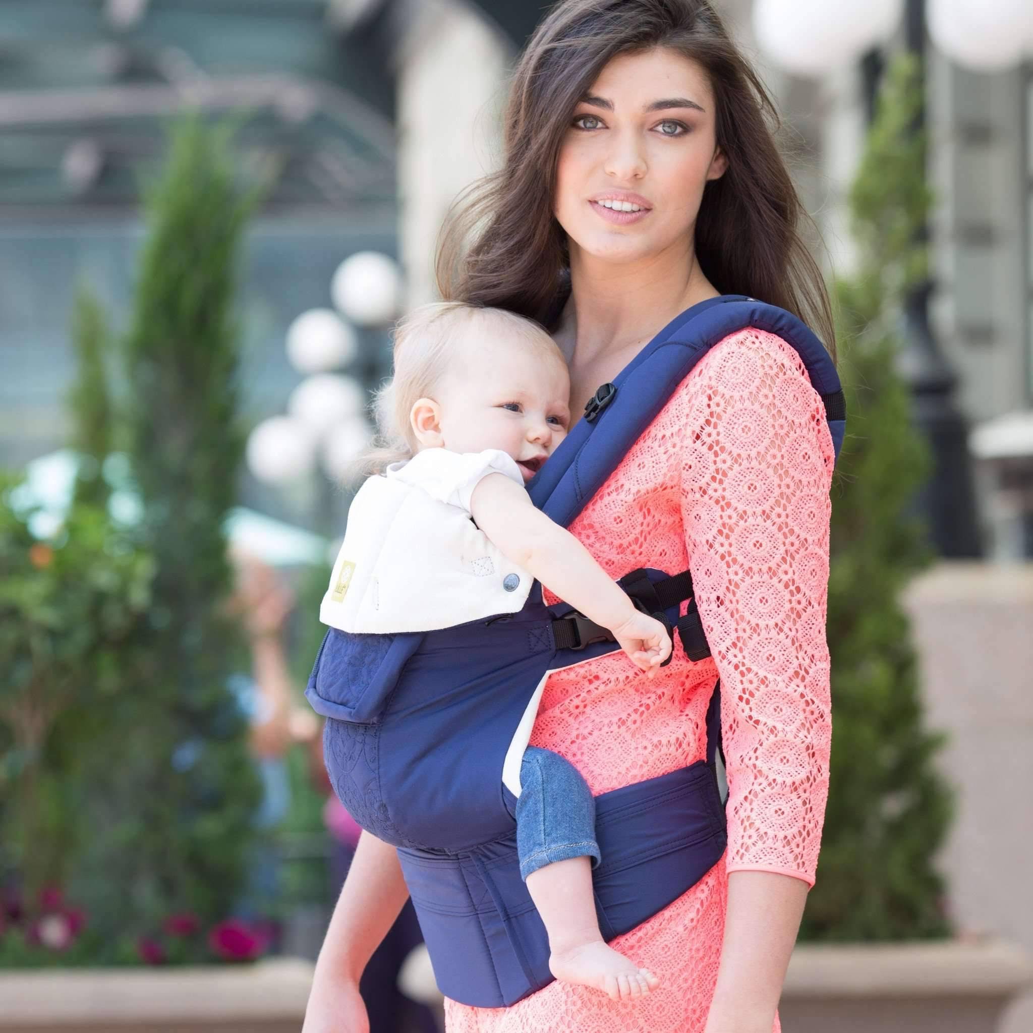 Lillebaby Complete Embossed Baby Carrier - Blue Circles
