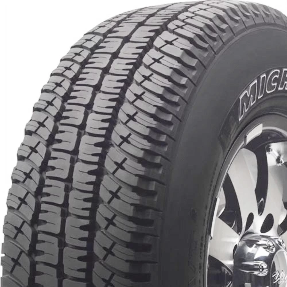 Michelin LTX A/T2 All-Season LT275/65R18/E 123/120R LRE Tire