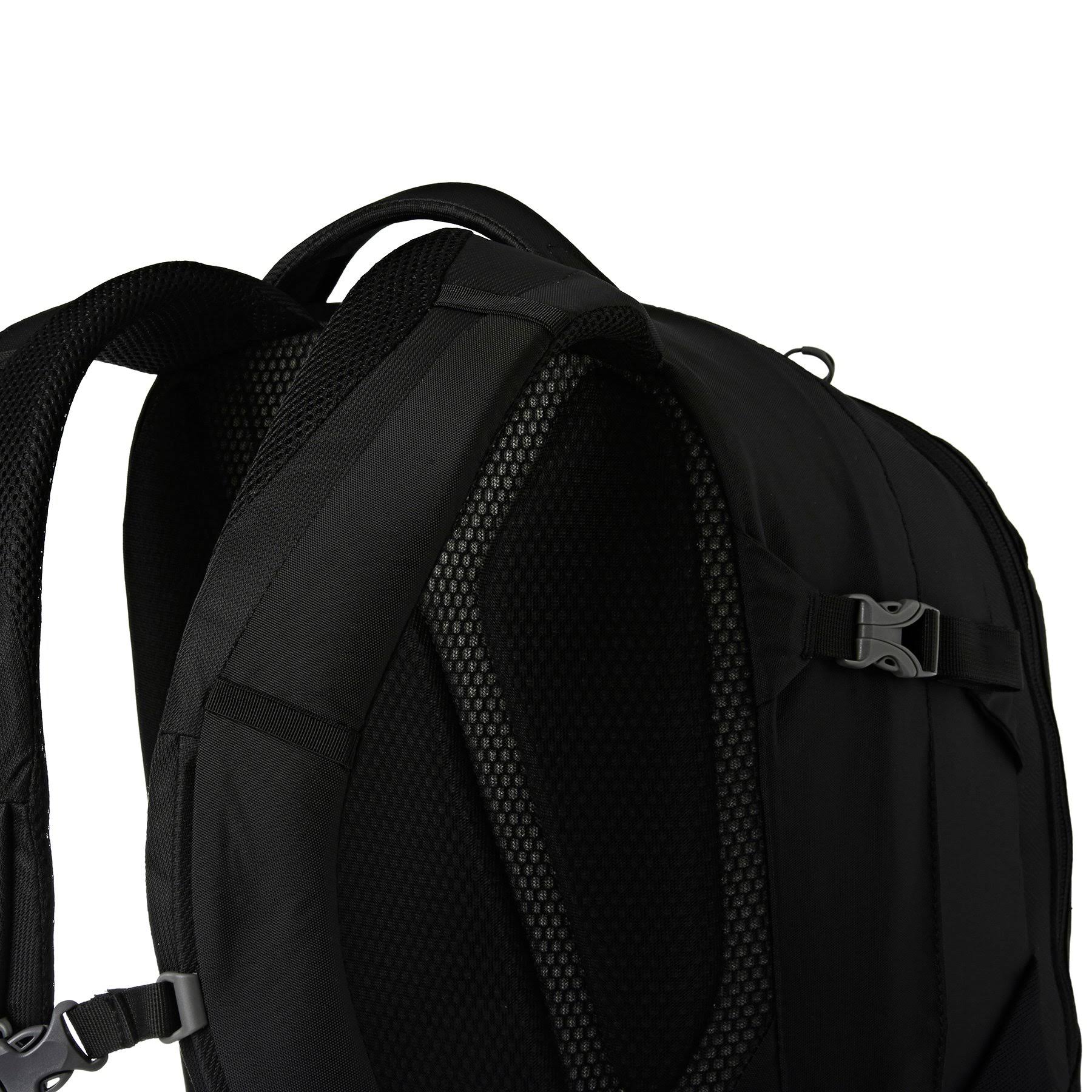 Osprey Quasar Black