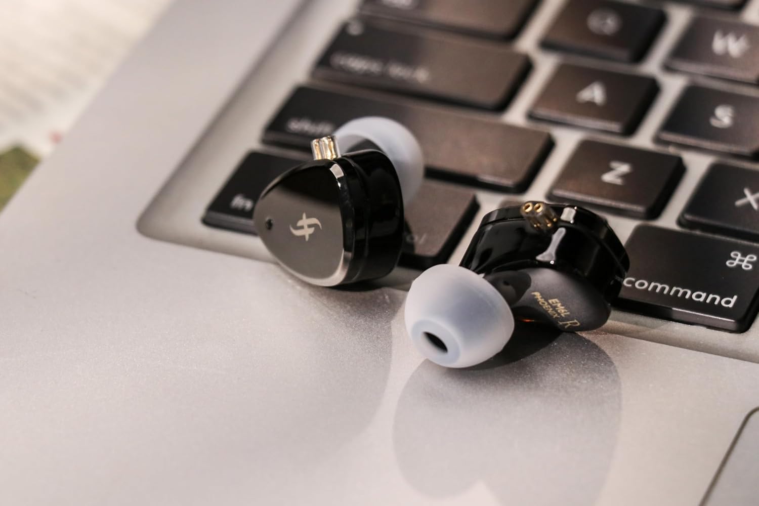 Linsoul SIMGOT EM6L 1DD + 4BA Hybrid Driver in-Ear Monitor, Gaming Earbud, HiFi IEM Earphone with 3D-Printed Resin Housing, Detachable OFC Silver-Plated Cable for Musician Audiophile