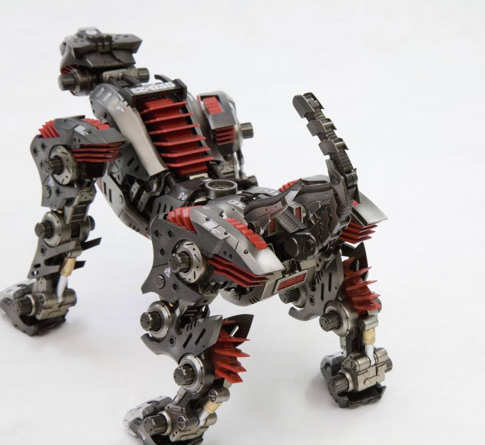 Kotobukiya Zoids EZ-035 Lightning Saix (1/72 Scale Plastic Kit)
