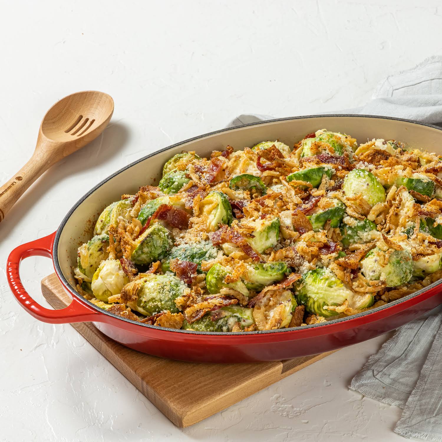 Le Creuset Signature 3-Quart Cast Iron Oval Baker - Flame