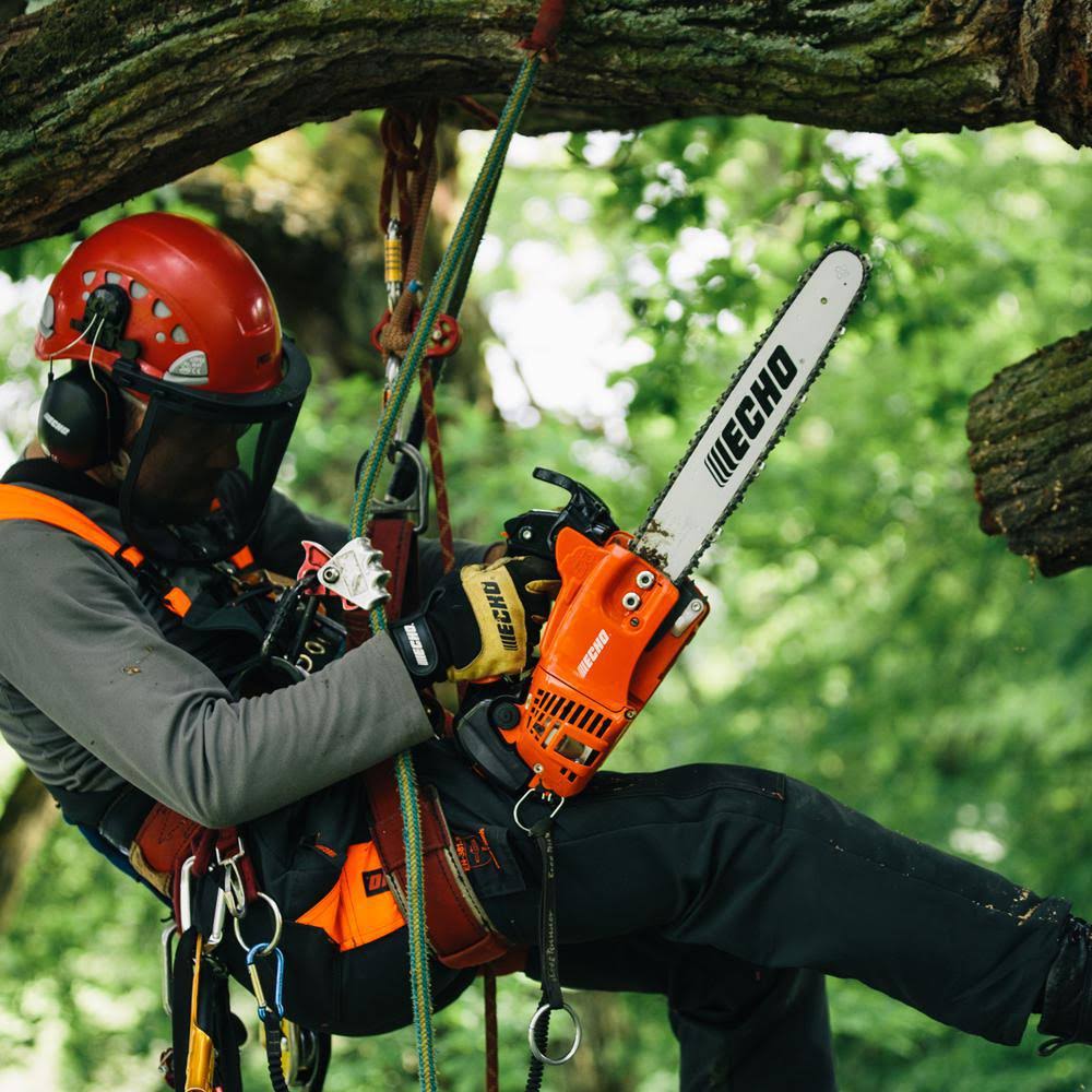 Echo Top Handle Chainsaw CS-303T with 12x22 Bar