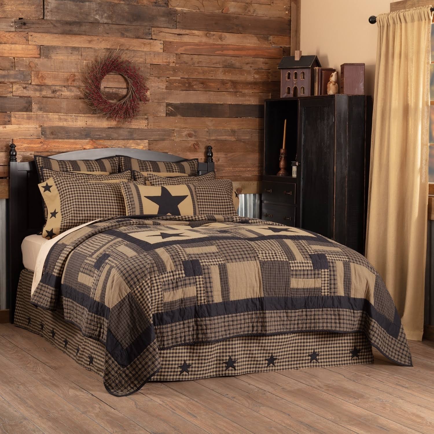 Black Check Star California King Quilt