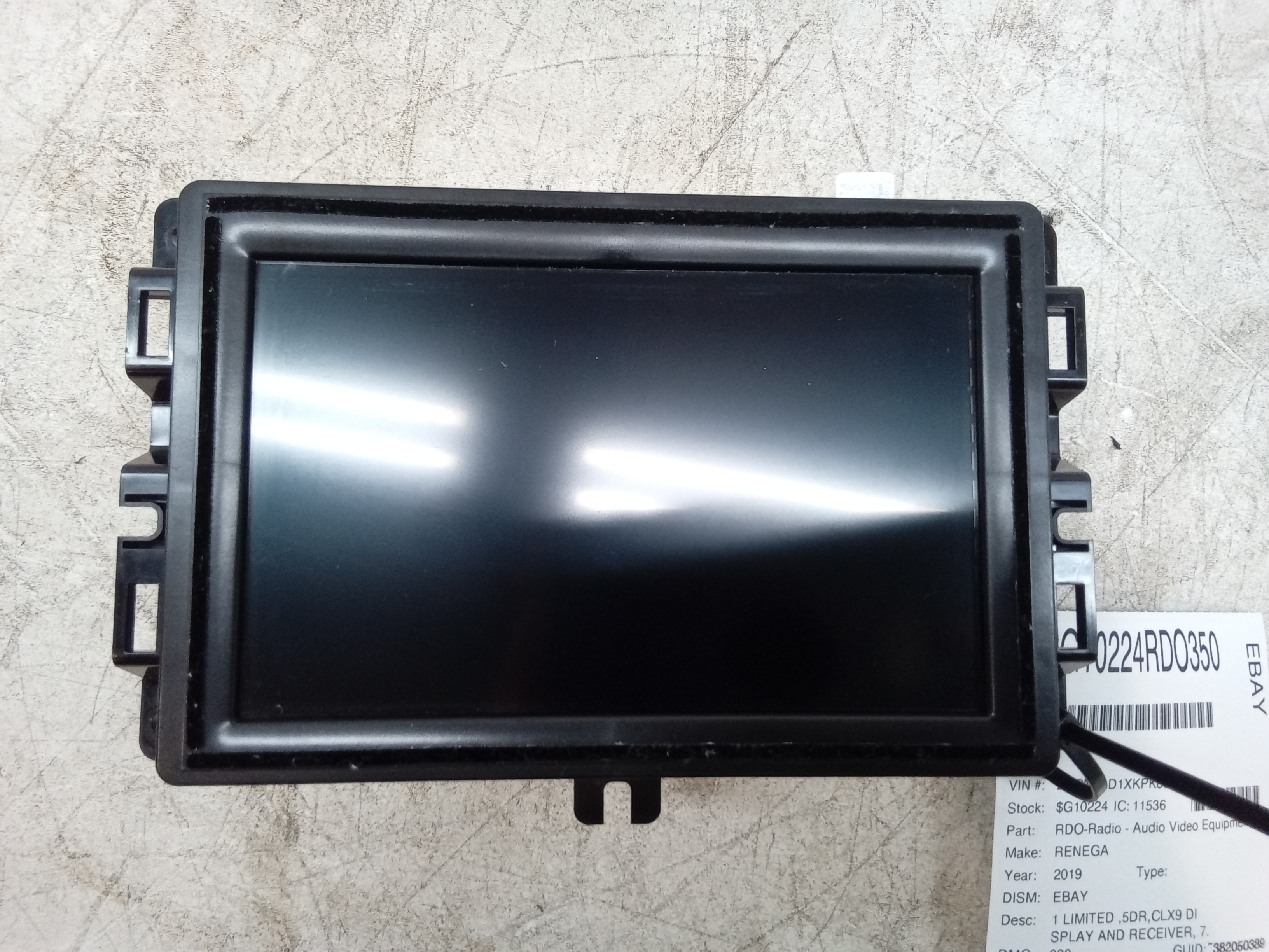 Pre-Owned 19 Jeep Renegade 7" Touch Screen Radio Display And Receiver W/ Navigation OEM - Verify Specific Vehicle Fitment In Description - (Good)