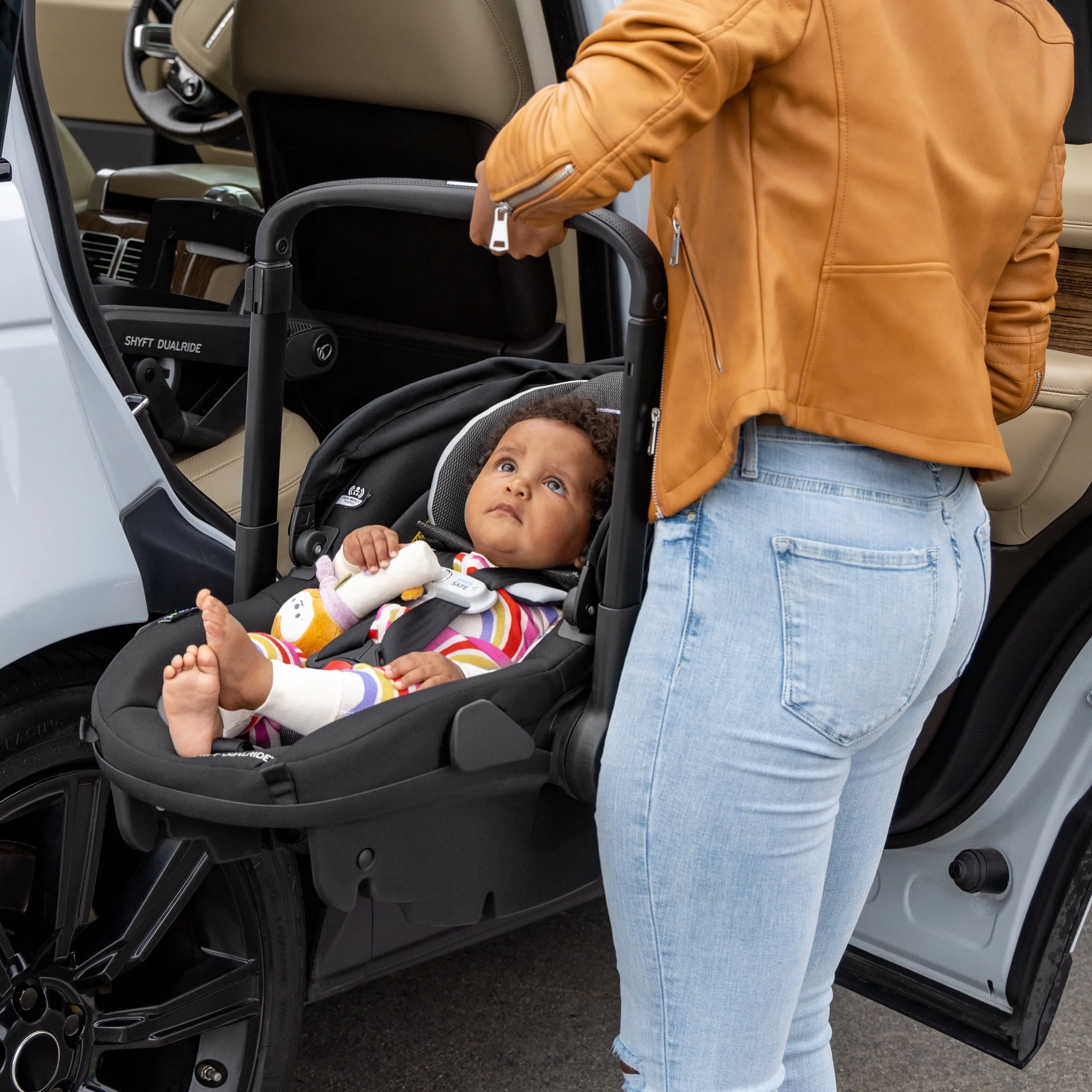 Evenflo Shyft DualRide Infant Car Seat and Stroller Combo (Beaufort Black), Unisex