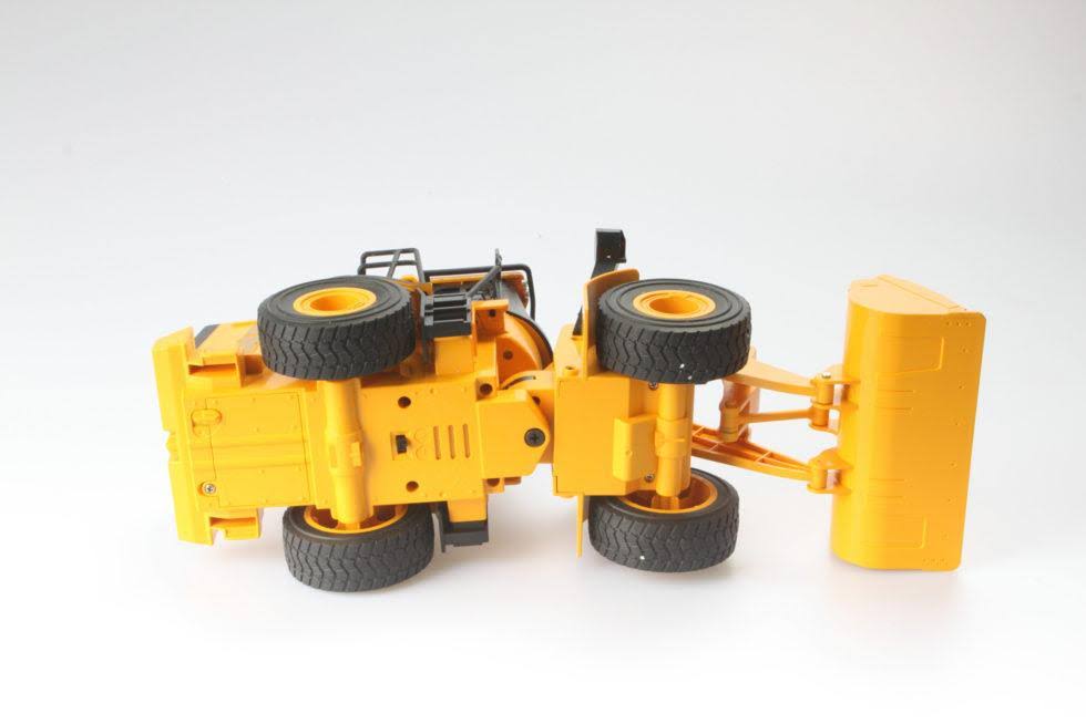Diecast Masters DCM25003 Cat 1/24 Scale RC 950M Wheel Loader
