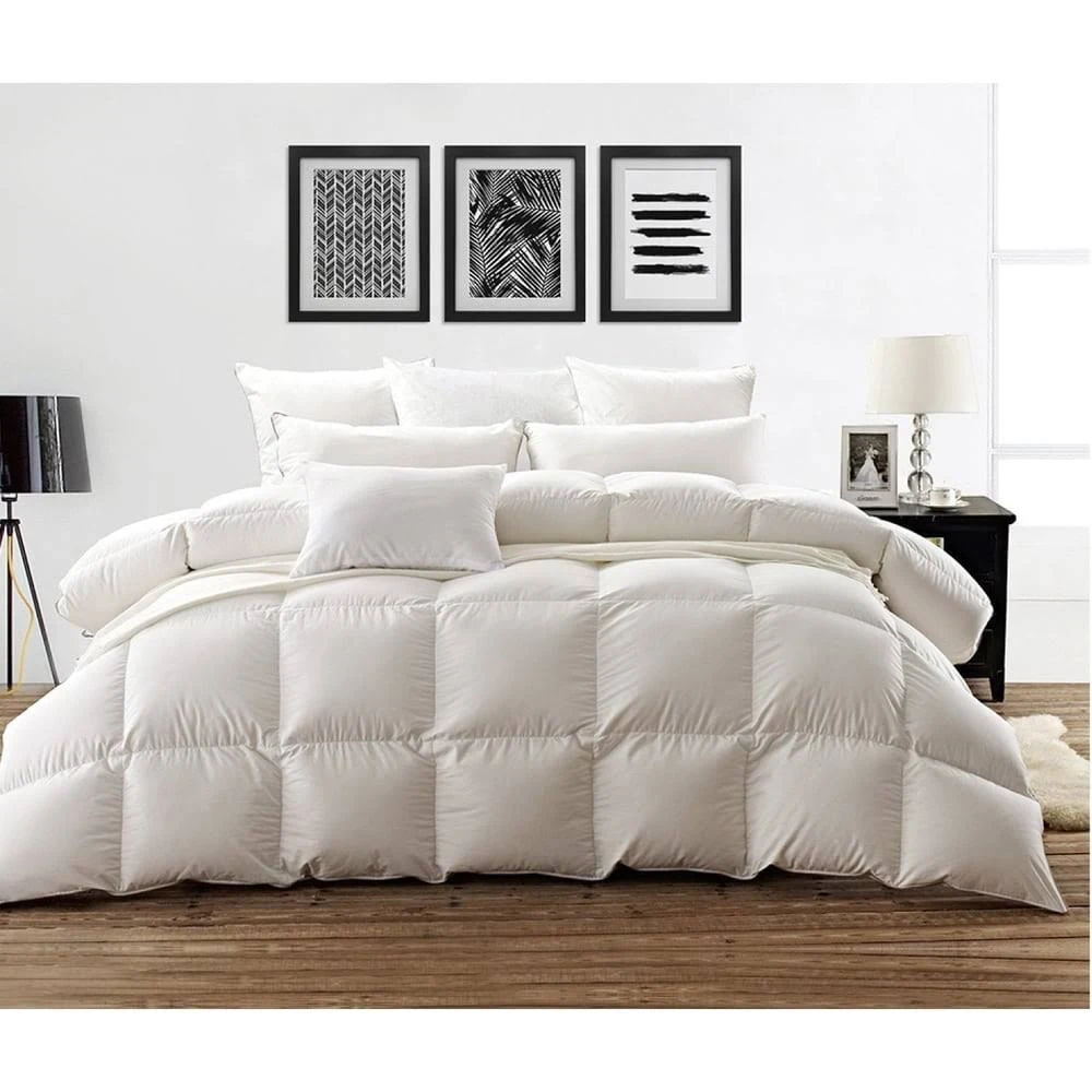 W Home Hungarian White Down Duvet Level 1 (Super King)