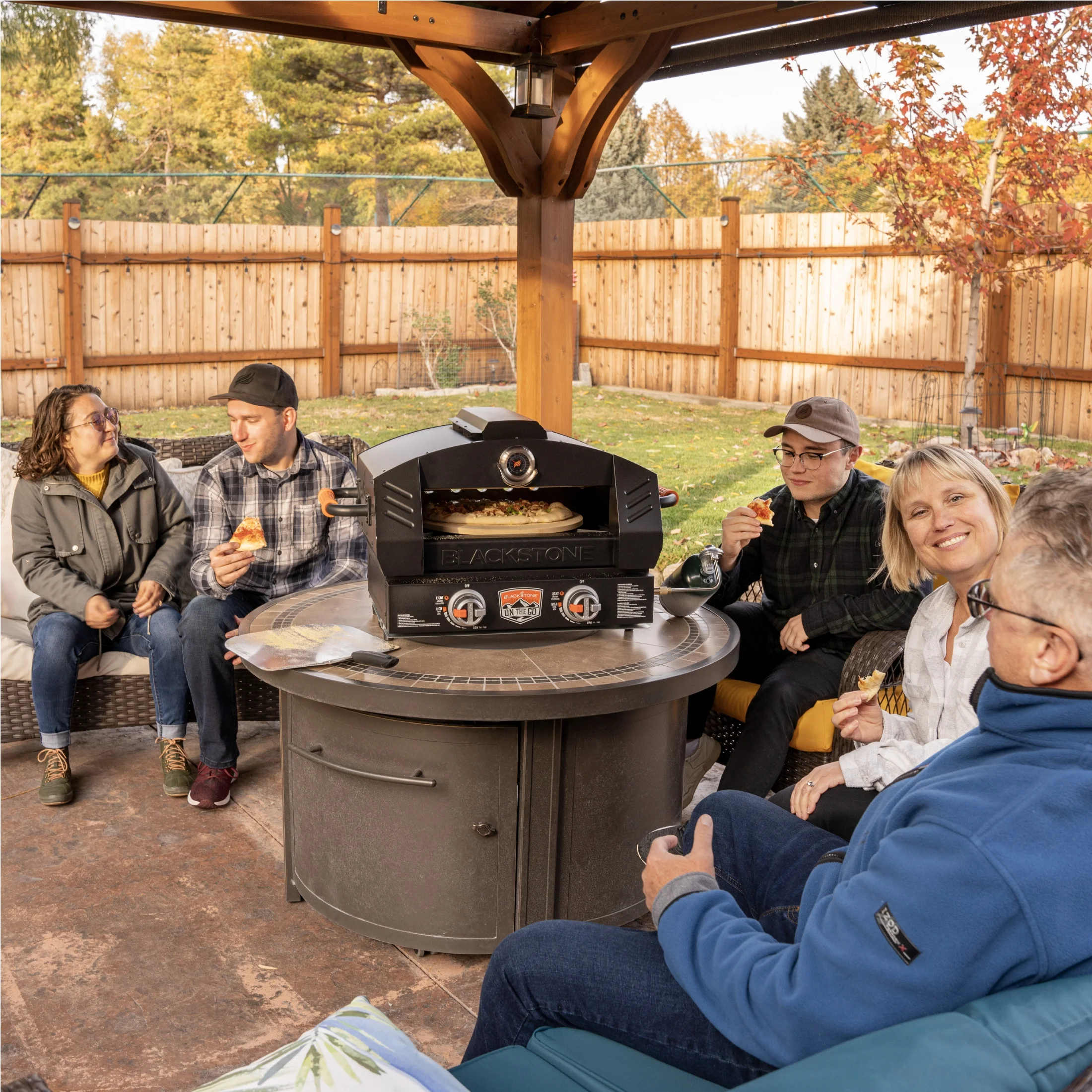 Blackstone 22 On-the-Go Pizza Oven Conversion Kit with 15 Cordierite Stone