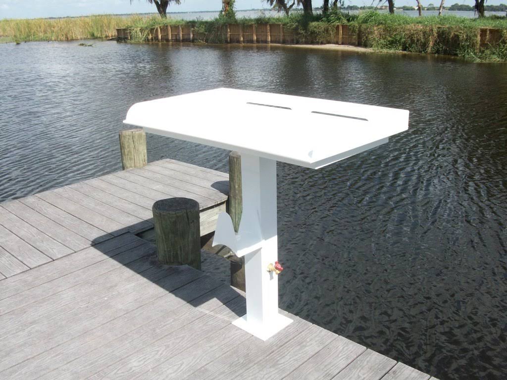 Rough Water Products Fish Cleaning, Fillet, Pedestal Table