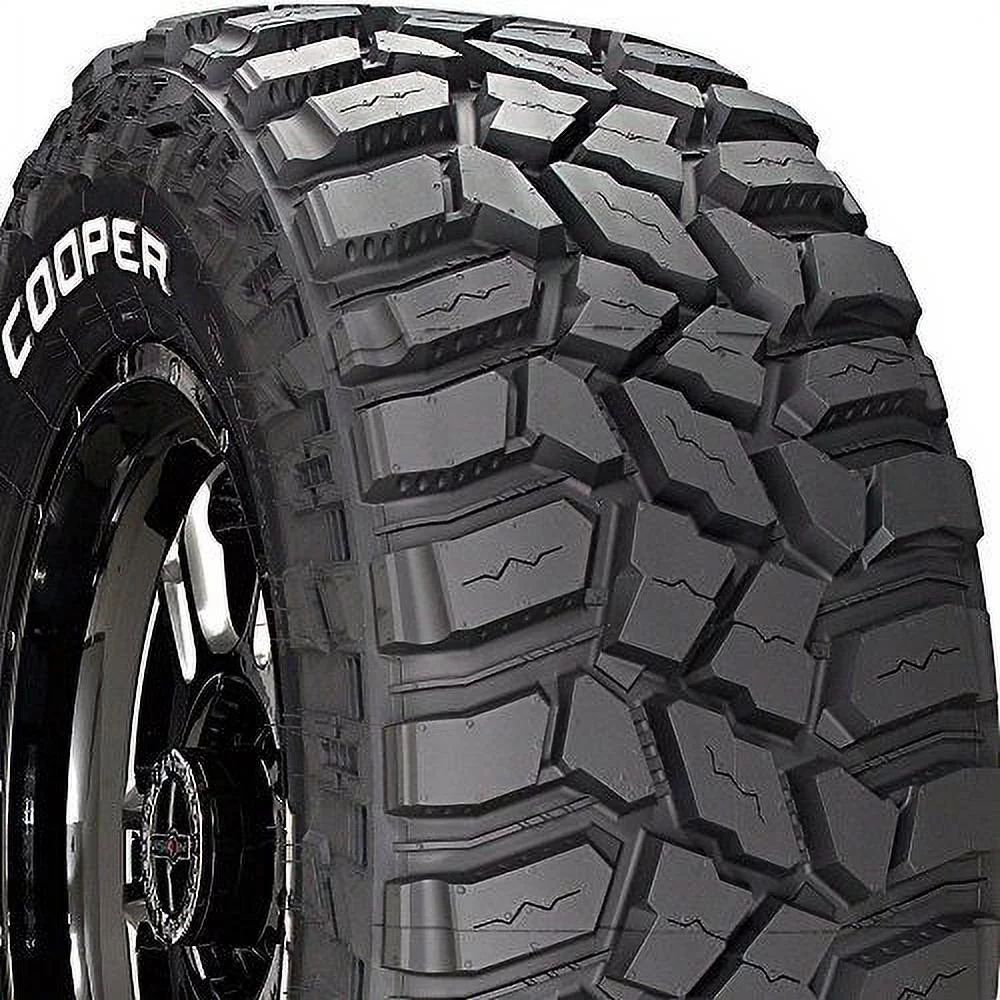 Cooper Discoverer STT Pro LT285/75R16 126Q Mud Terrain Tire