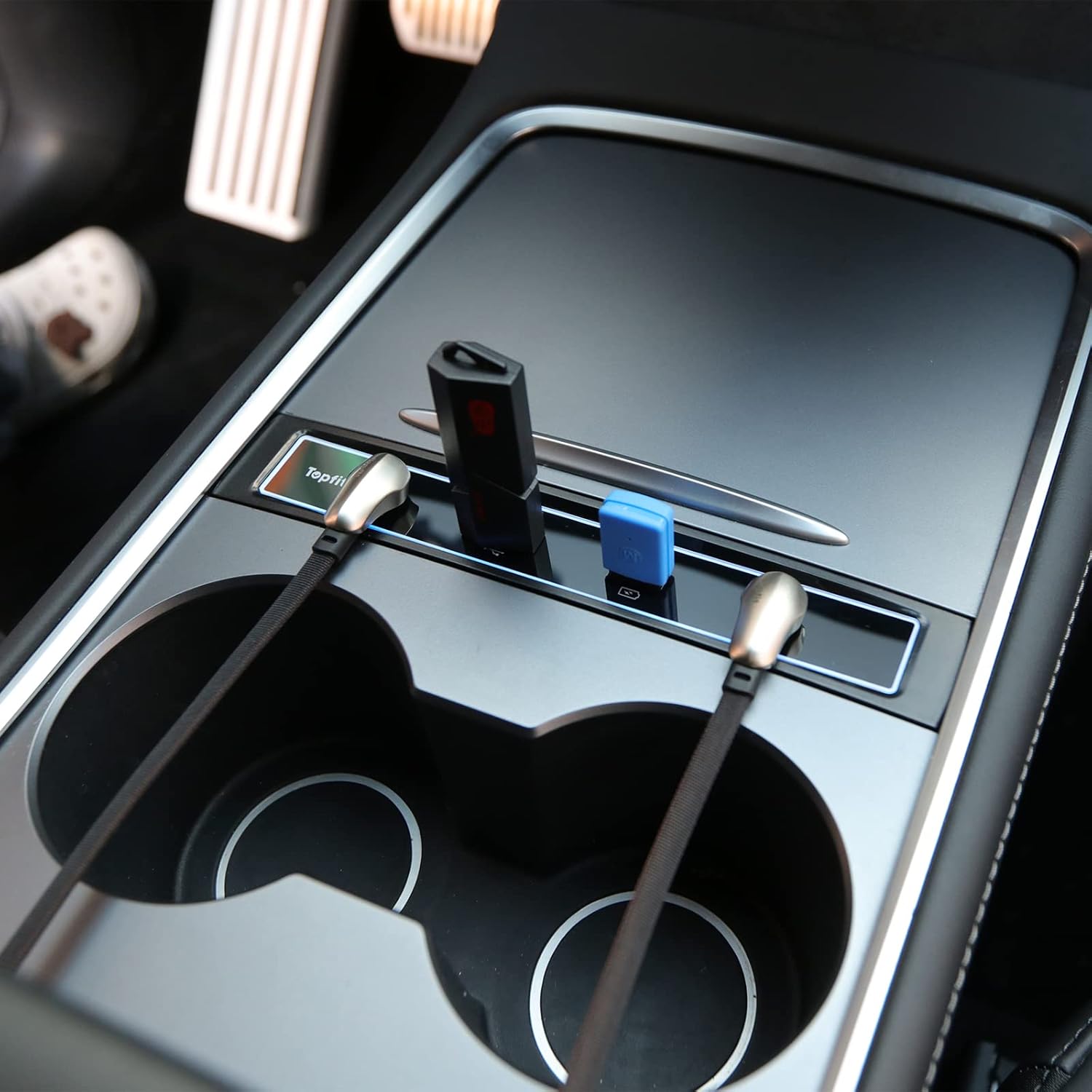 Tesla Model 3 Y USB Hub Center Console Adapter 2021 Model 3 Y Accessories Pack of 2