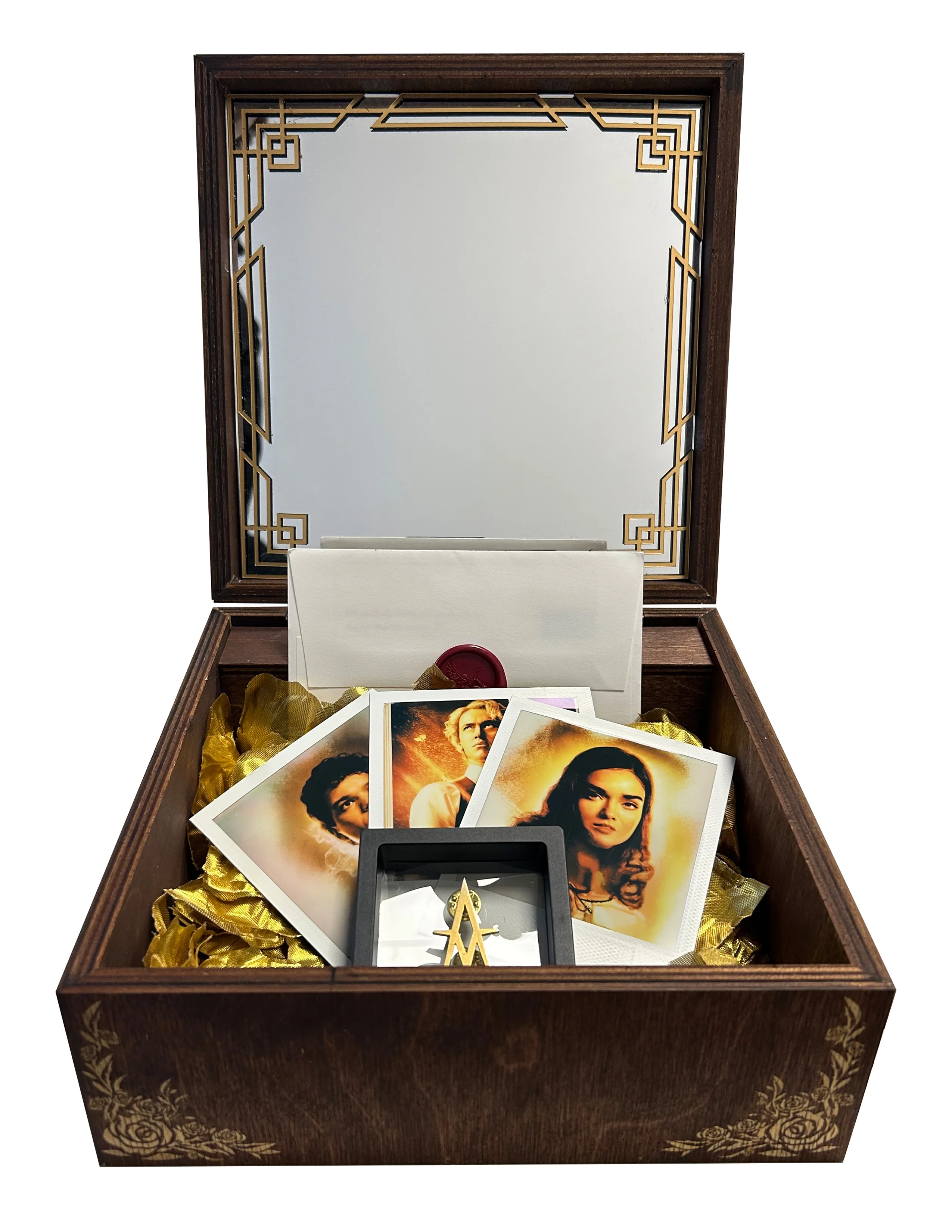The Hunger Games: The Ballad Of Songbirds & Snakes Music Box Memorabilia Collection