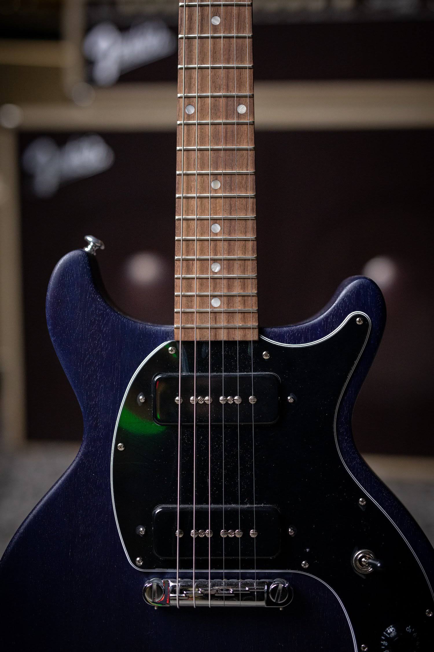 Gibson Les Paul Special Tribute DC Electric Guitar (Blue Stain)