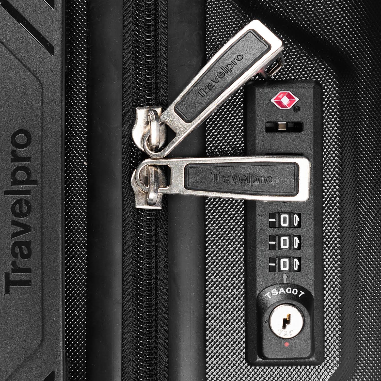 Travelpro Maxlite 5 Carry on Hardside Spinner Black