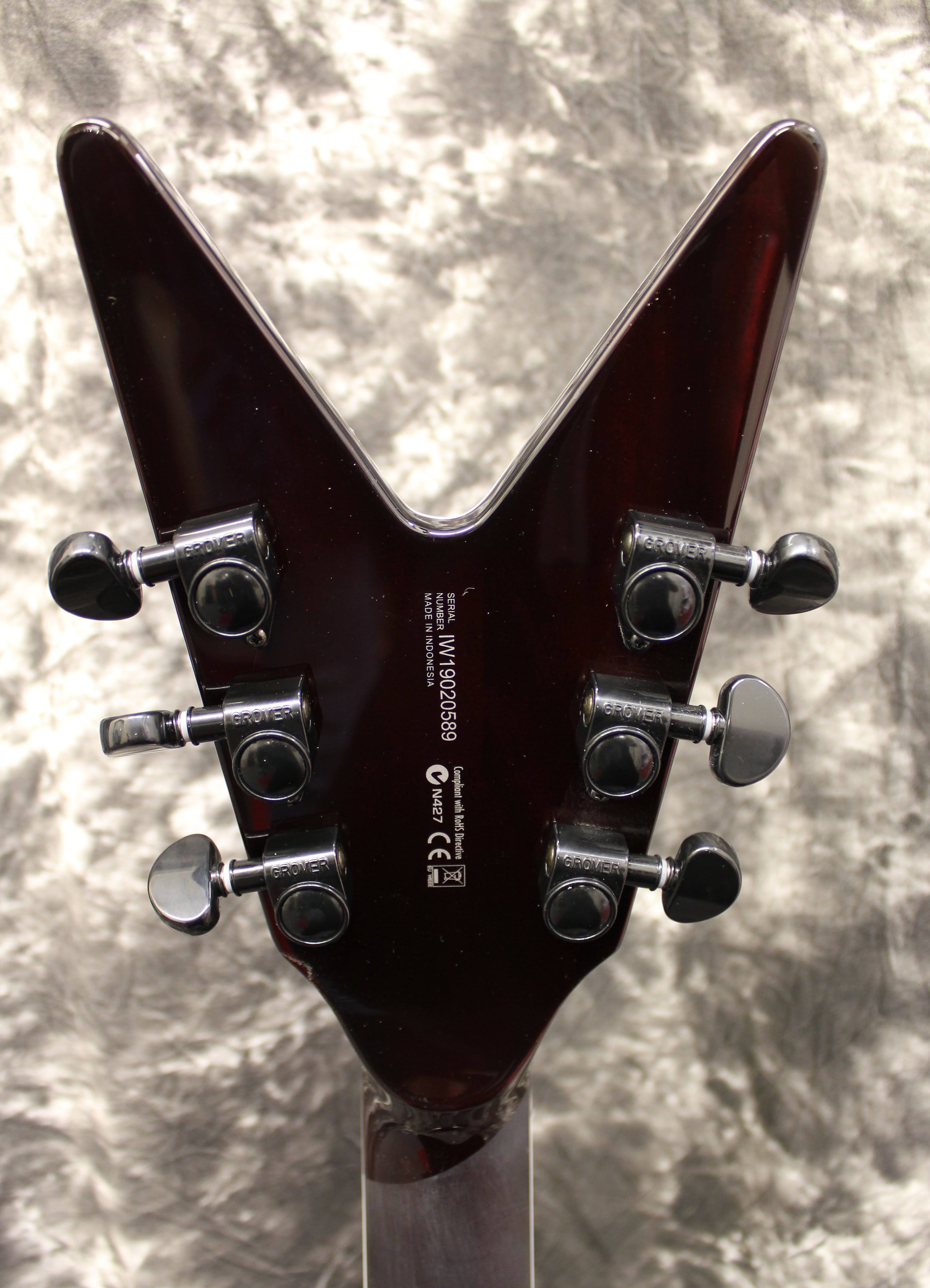 Dean V Select Quilt Top Electric Guitar Trans Black