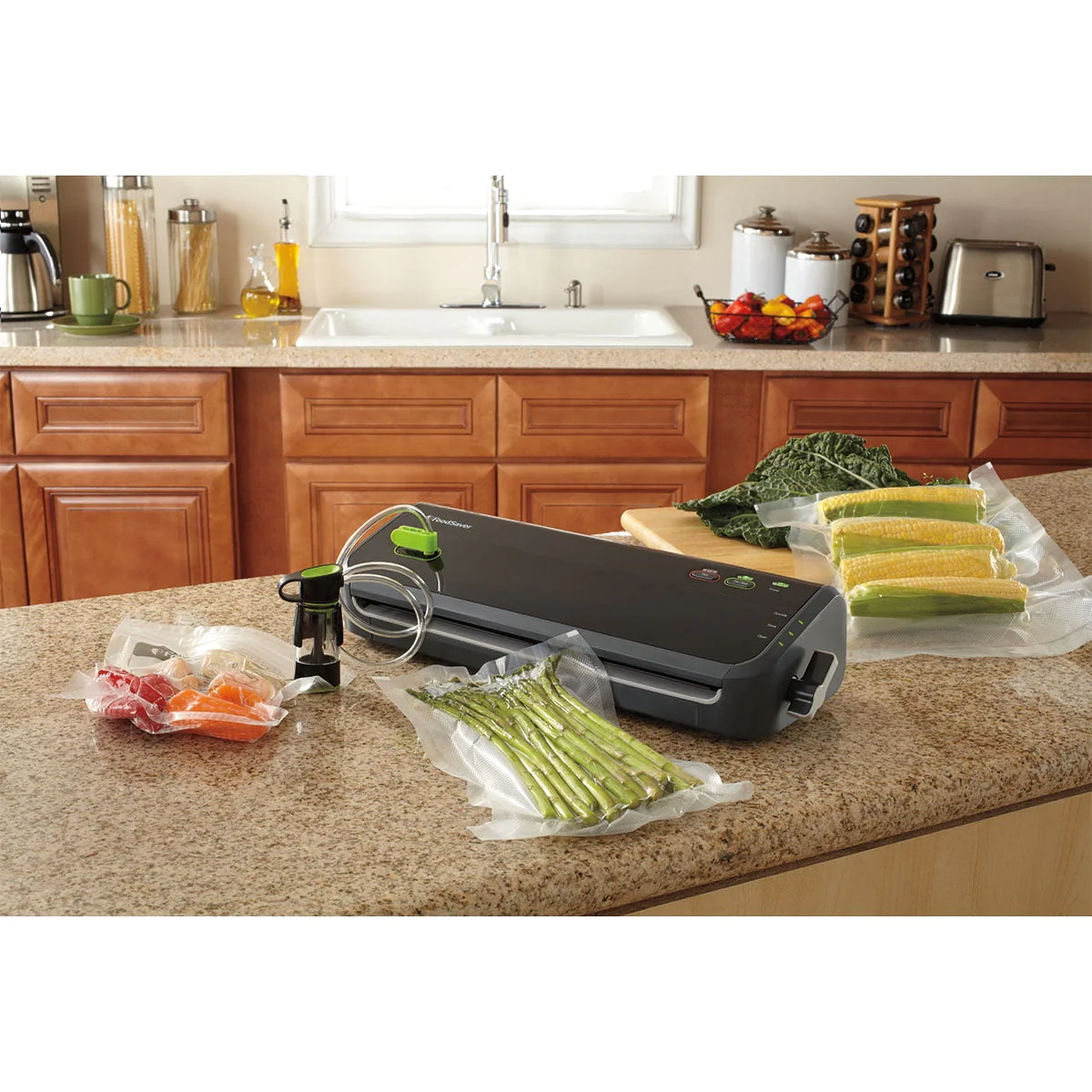 FoodSaver FM2000 Vacuum Sealer Starter System with Bags