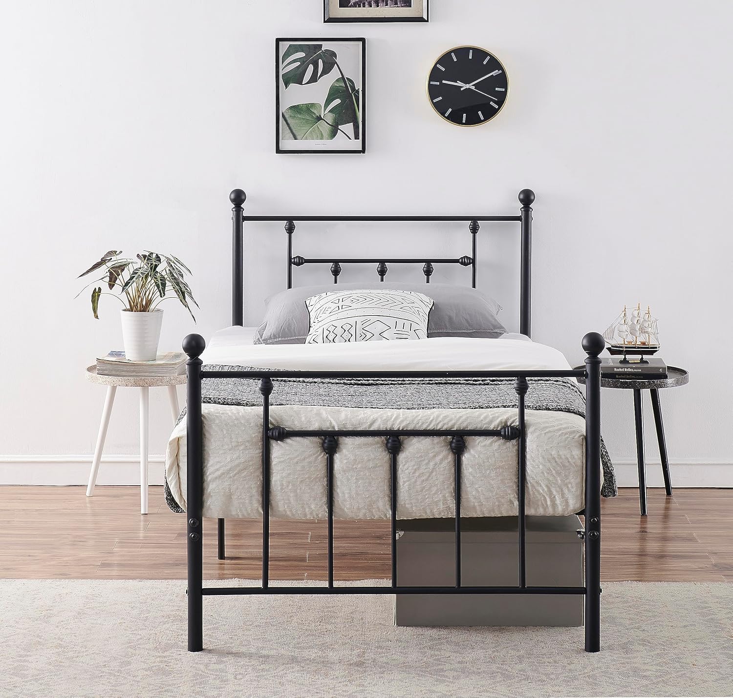 VECELO Twin Size Metal Platform Bed Frame with Headboard and Footboard, Heavy Duty Slat Support/No Box Spring Needed Mattress Foundation/Underbed Storage Space, Victorian Style