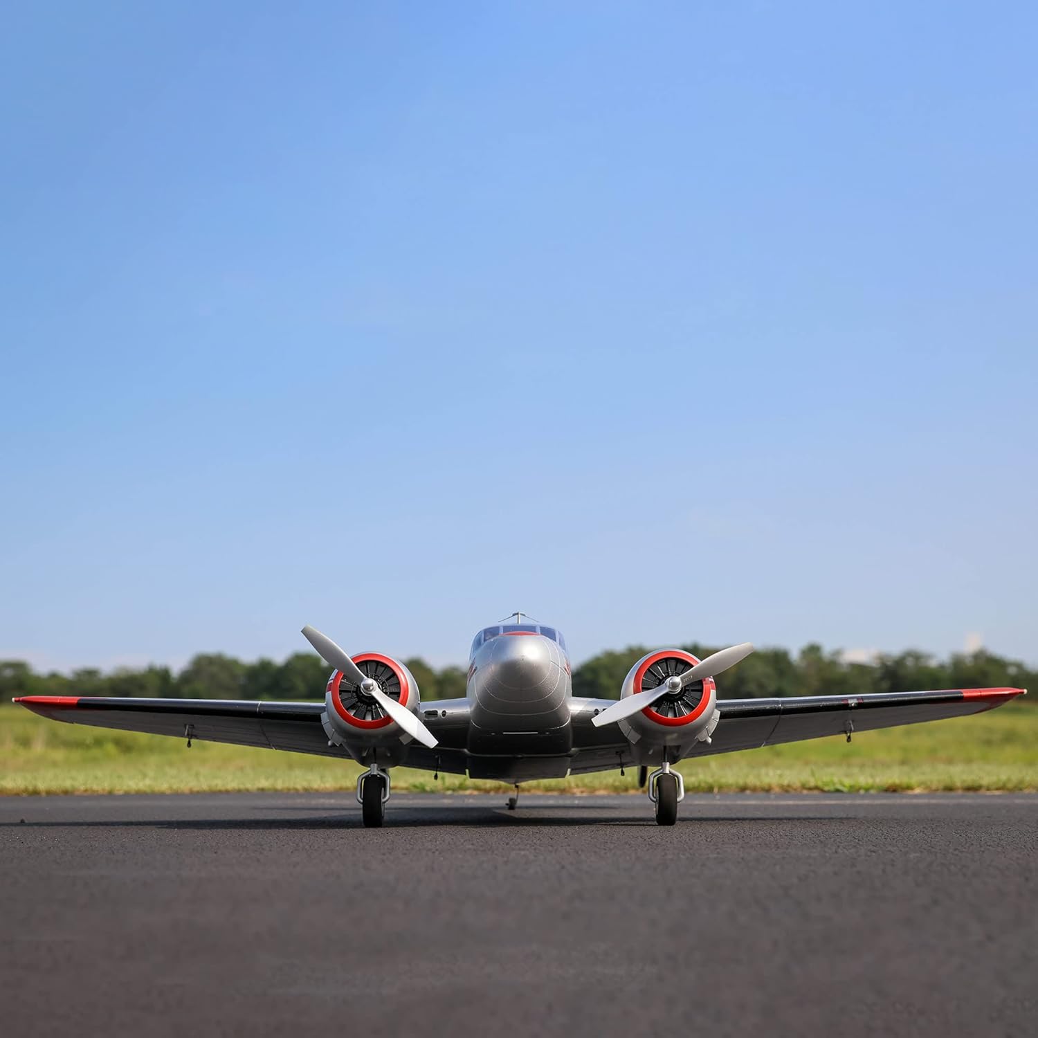 E-flite Twin Beechcraft D18 1.5m PNP EFL106275 Airplanes P&P Electric