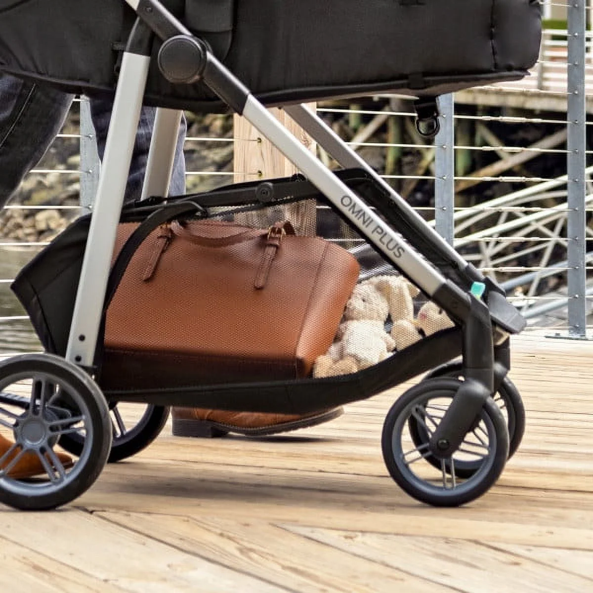 Evenflo Omni Plus Modular Travel System with LiteMax Sport Infant Car Seat, Shasta Pink, Girl