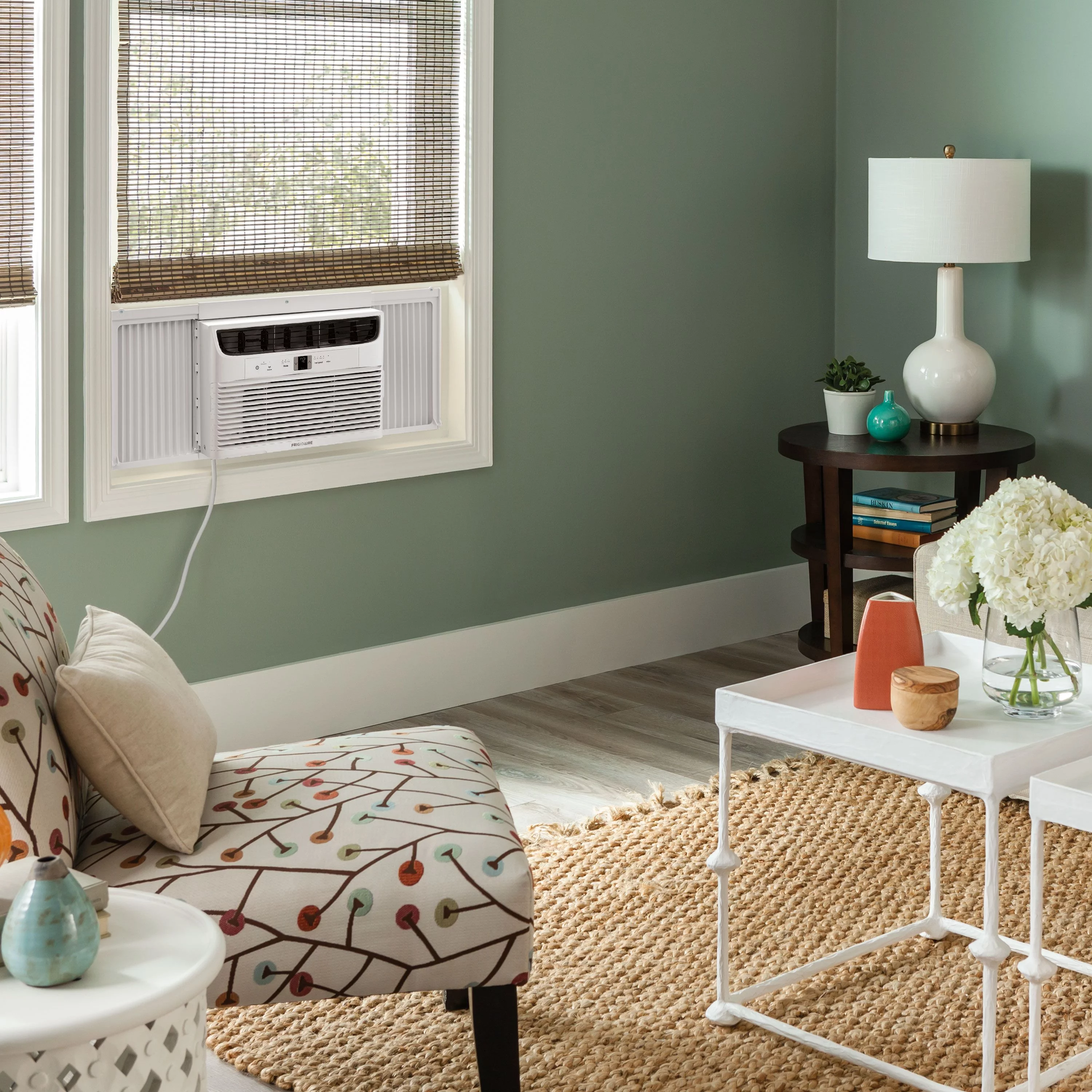 Restored Frigidaire 12,000 BTU 115-Volt Window Air Conditioner with Remote, WIFI, White, FHWW122WCE (Refurbished)