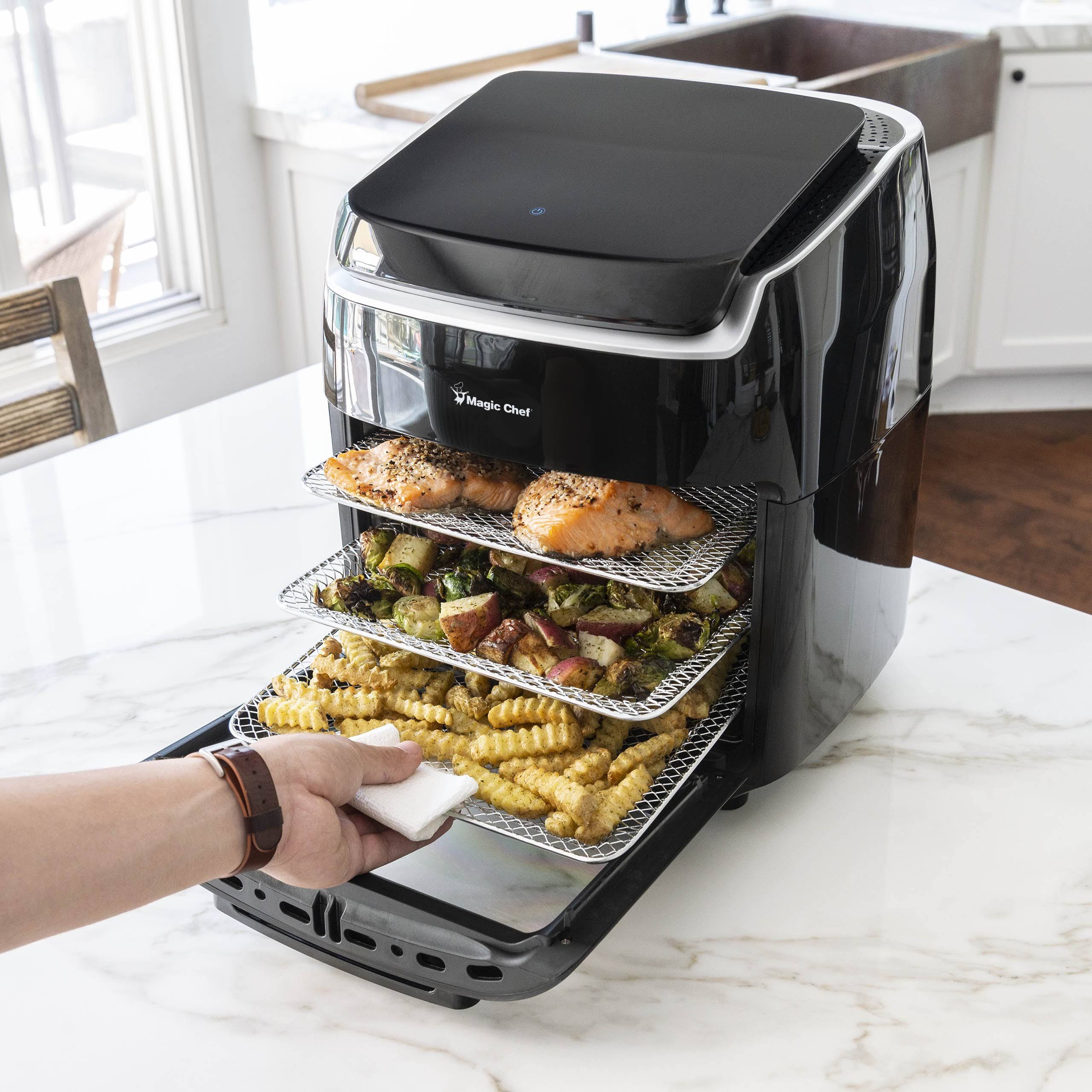 Magic Chef MAF105BKD0 Air Fryer Oven
