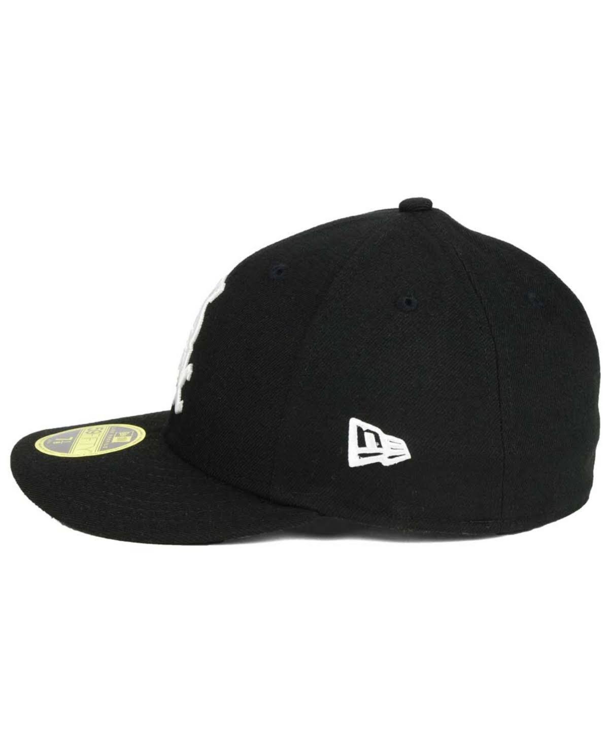 New Era Chicago White Sox Black Authentic Collection on Field Low Profile Game 59FIFTY Fitted Hat