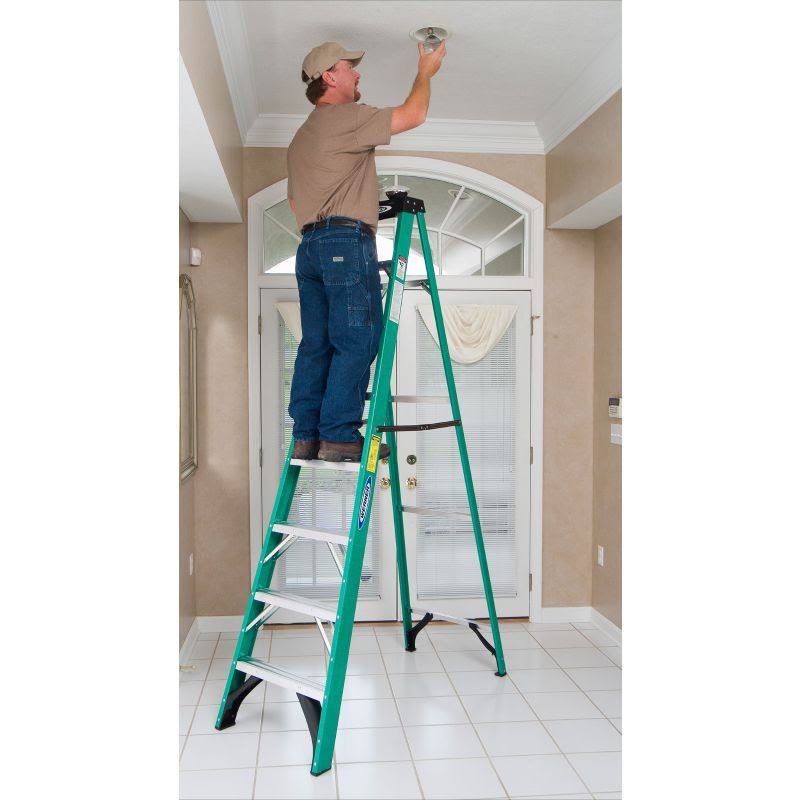Werner 8 ft. Fiberglass Step Ladder, 225 lb. Load Capacity Type II Duty rating FS208
