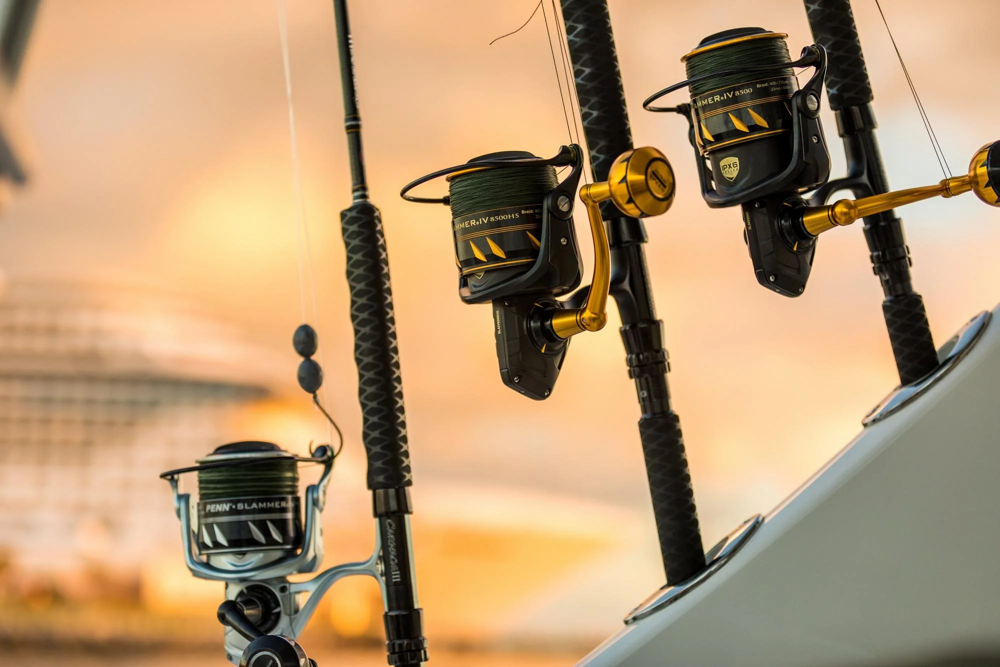 PENN Slammer IV Spinning Reel, Size 4500, 7.0:1 Gear Ratio