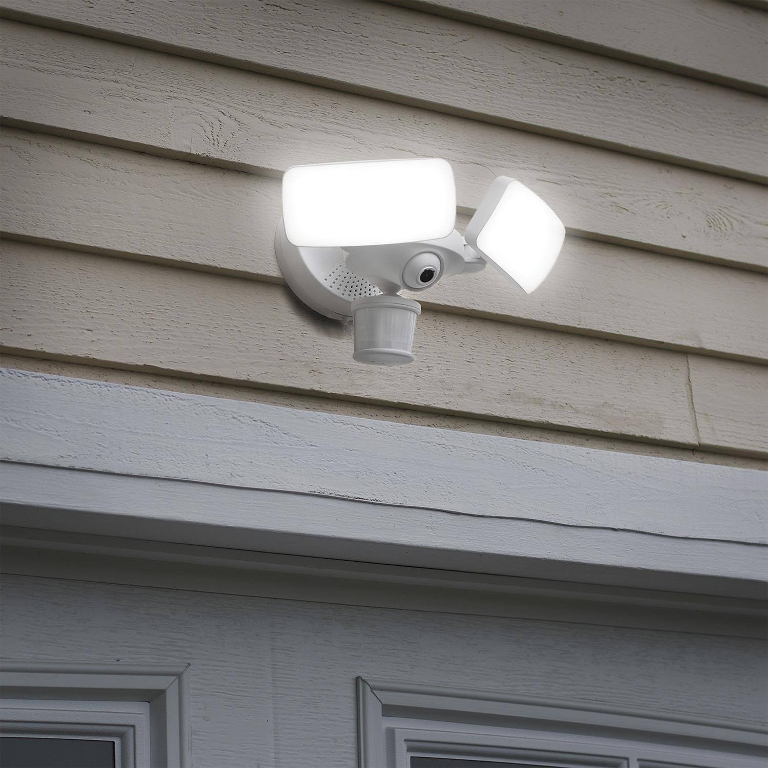 Kuna Maximus Camera Floodlight Network Camera - Outdoor - Weatherproof - 1080p - Day/Night